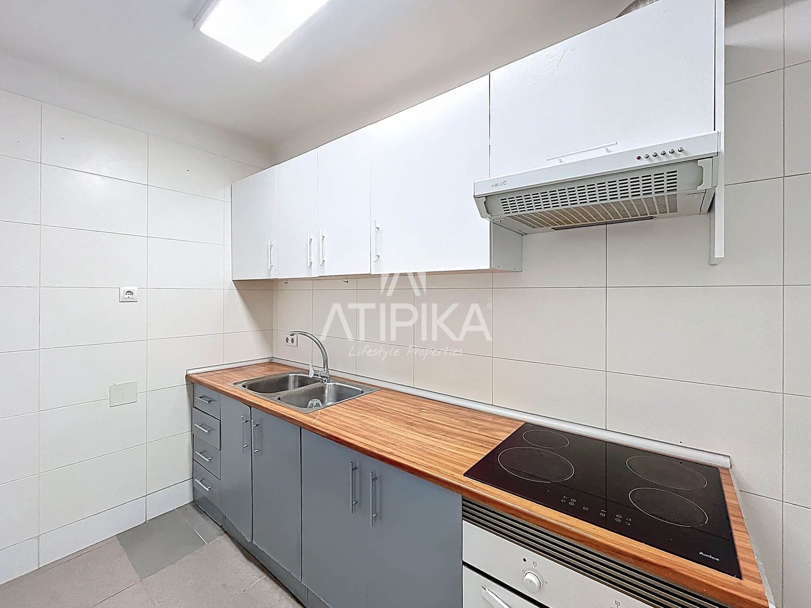 3 bedroom Apartment for sale in Pineda de Mar - € 190,000 (Ref: 9077717)