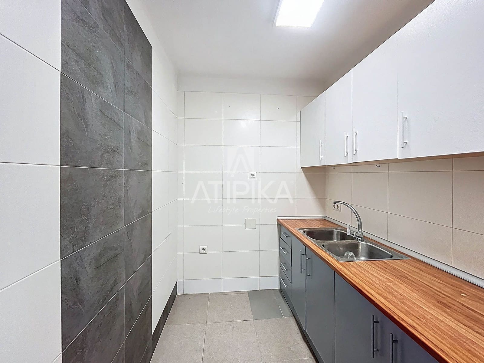 3 bedroom Apartment for sale in Pineda de Mar - € 190,000 (Ref: 9077717)