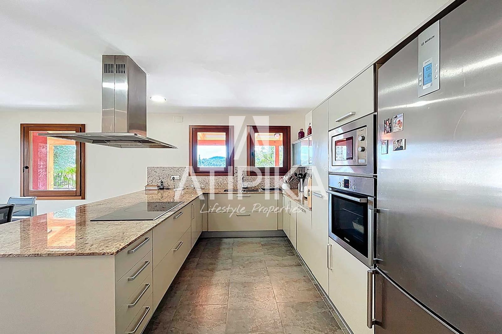 4 soverom Villa til salgs i Gallifa med svømmebasseng - € 990 000 (Ref: 9077718)