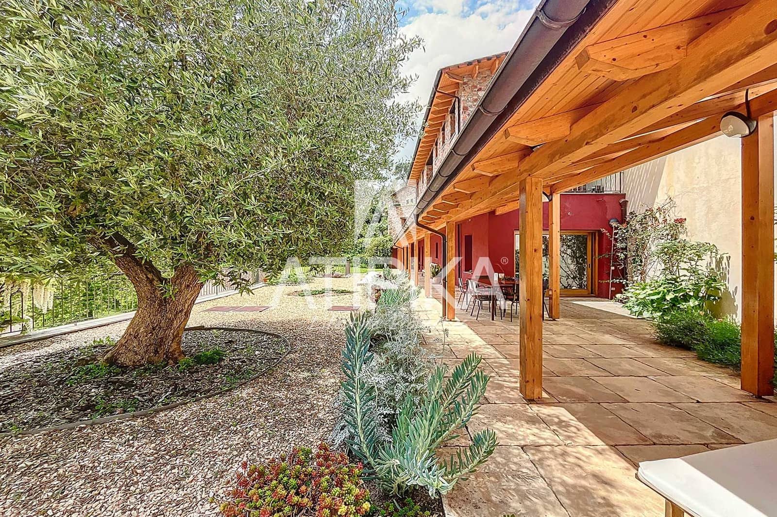 4 soverom Villa til salgs i Gallifa med svømmebasseng - € 990 000 (Ref: 9077718)