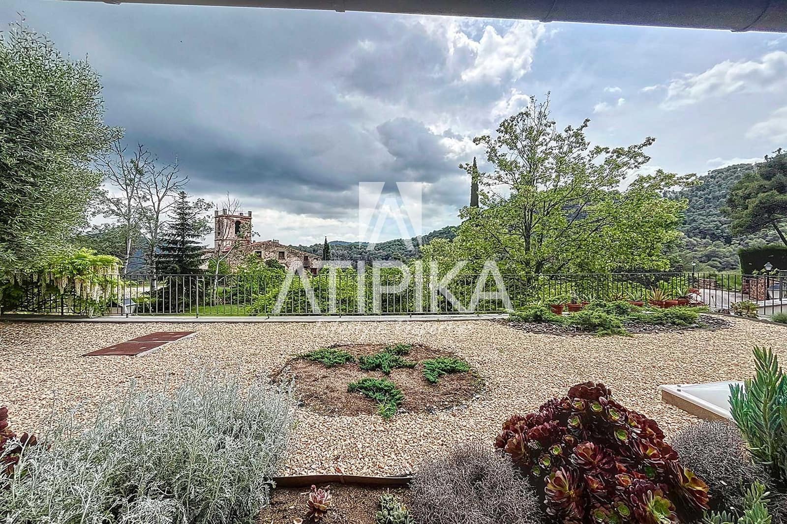 4 soverom Villa til salgs i Gallifa med svømmebasseng - € 990 000 (Ref: 9077718)