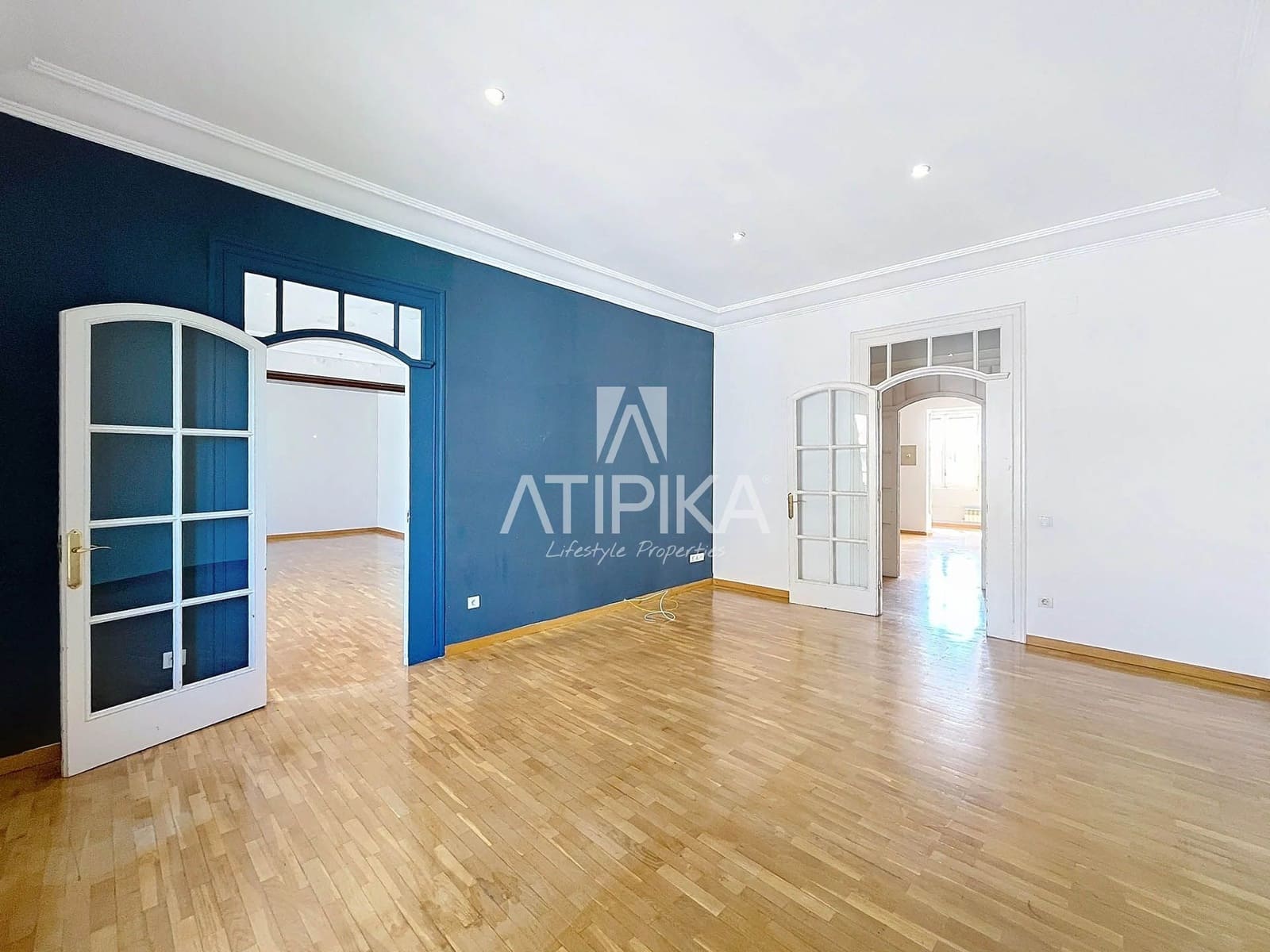 6 bedroom Apartment for sale in Barcelona city - € 1,690,000 (Ref: 9084861)