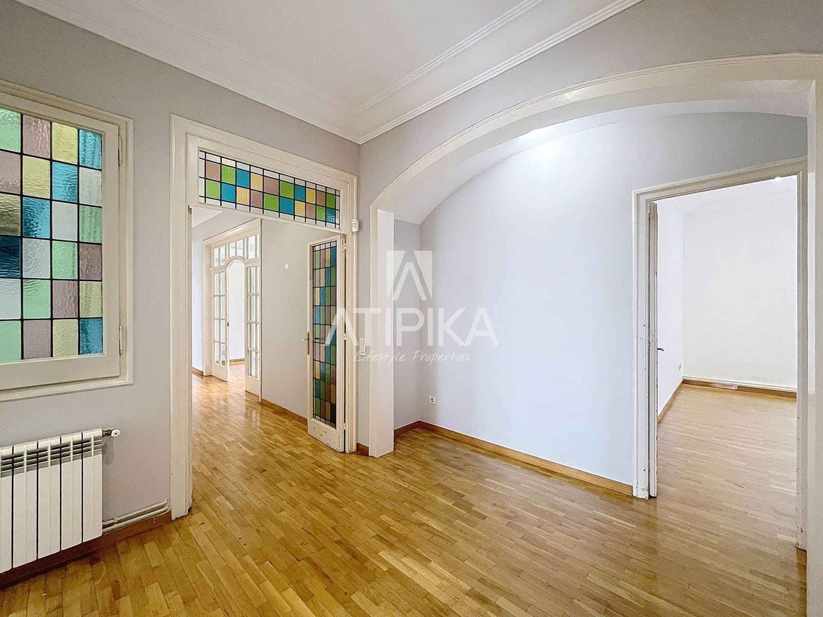 6 bedroom Apartment for sale in Barcelona city - € 1,690,000 (Ref: 9084861)