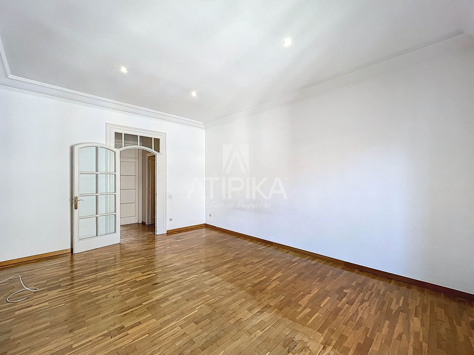 6 bedroom Apartment for sale in Barcelona city - € 1,690,000 (Ref: 9084861)