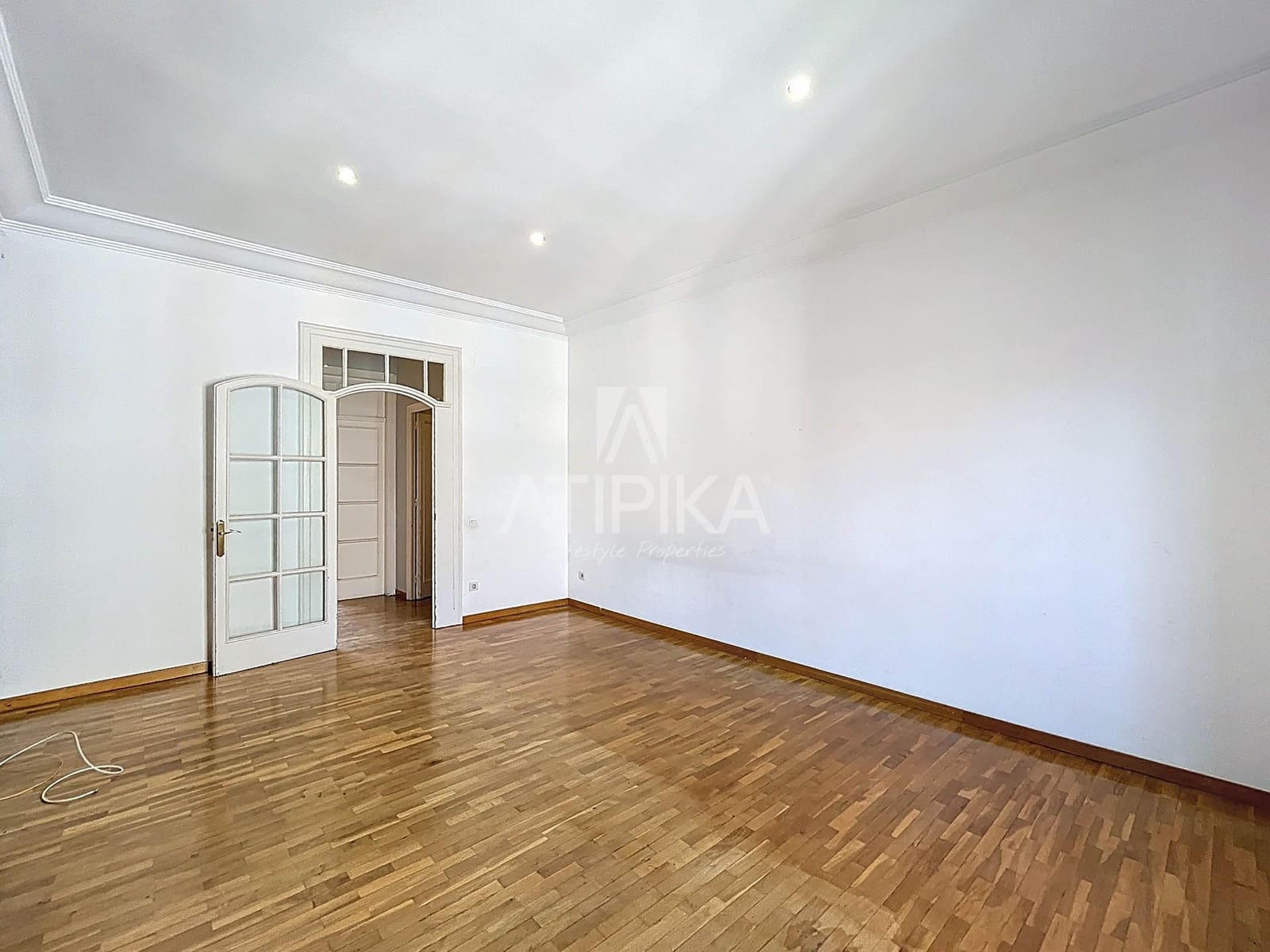 6 bedroom Apartment for sale in Barcelona city - € 1,690,000 (Ref: 9084861)