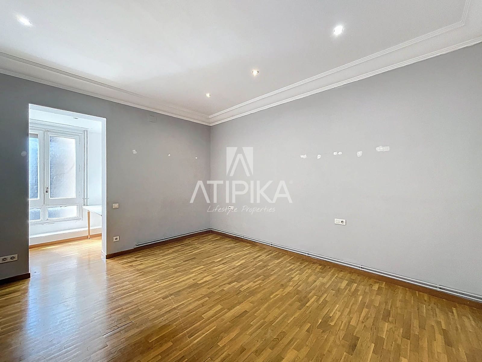 6 bedroom Apartment for sale in Barcelona city - € 1,690,000 (Ref: 9084861)