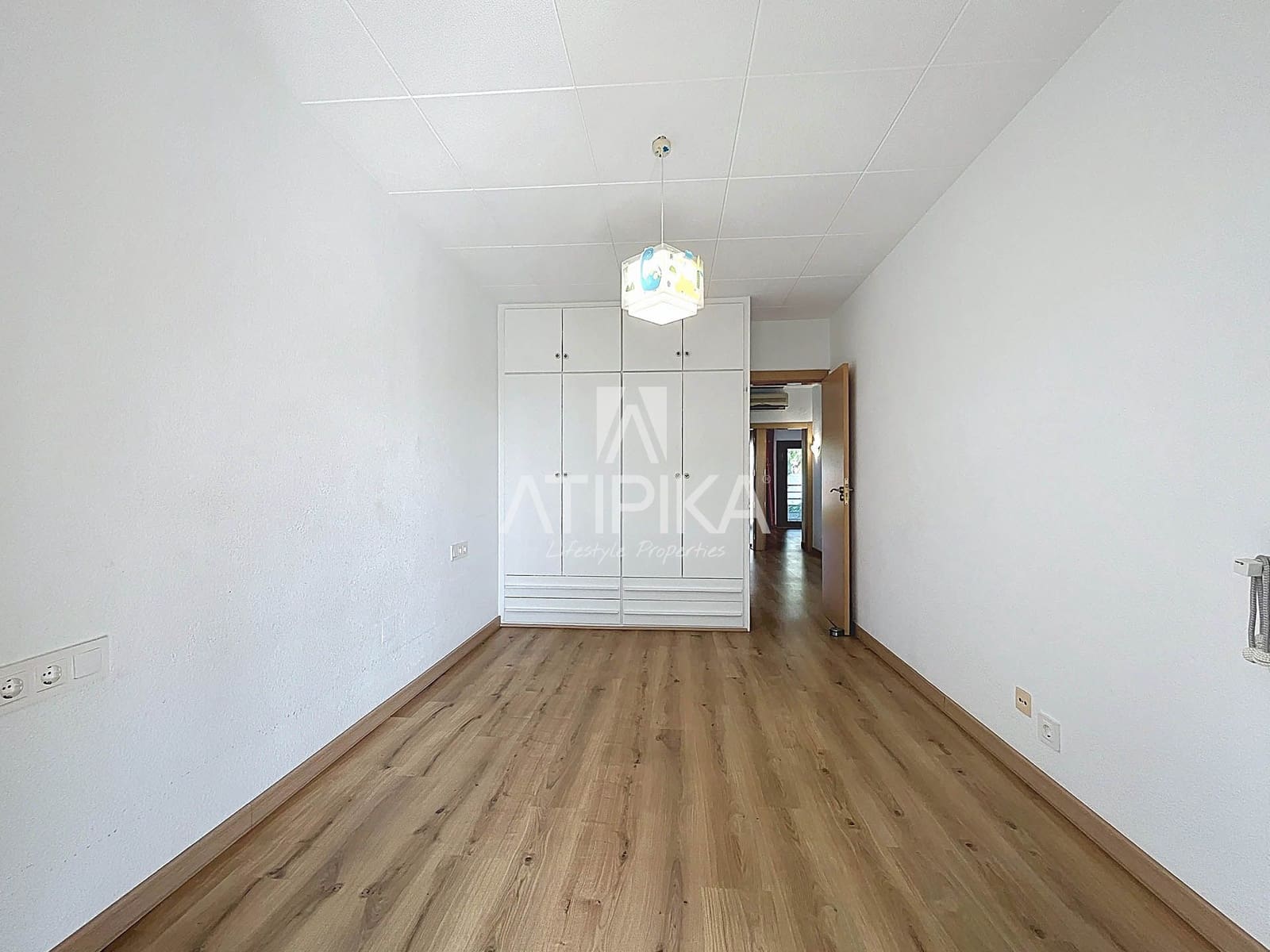 5 sypialnia Willa na sprzedaż w Castelldefels z basenem - 1 550 000 € (Ref: 9084862)