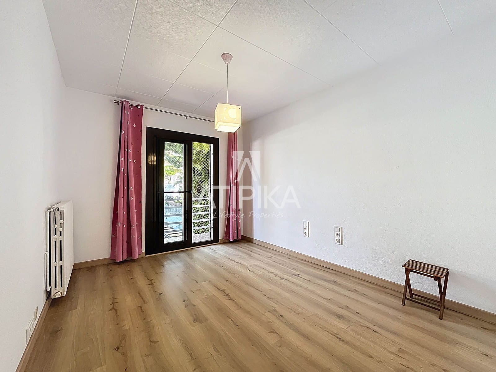 5 sypialnia Willa na sprzedaż w Castelldefels z basenem - 1 550 000 € (Ref: 9084862)