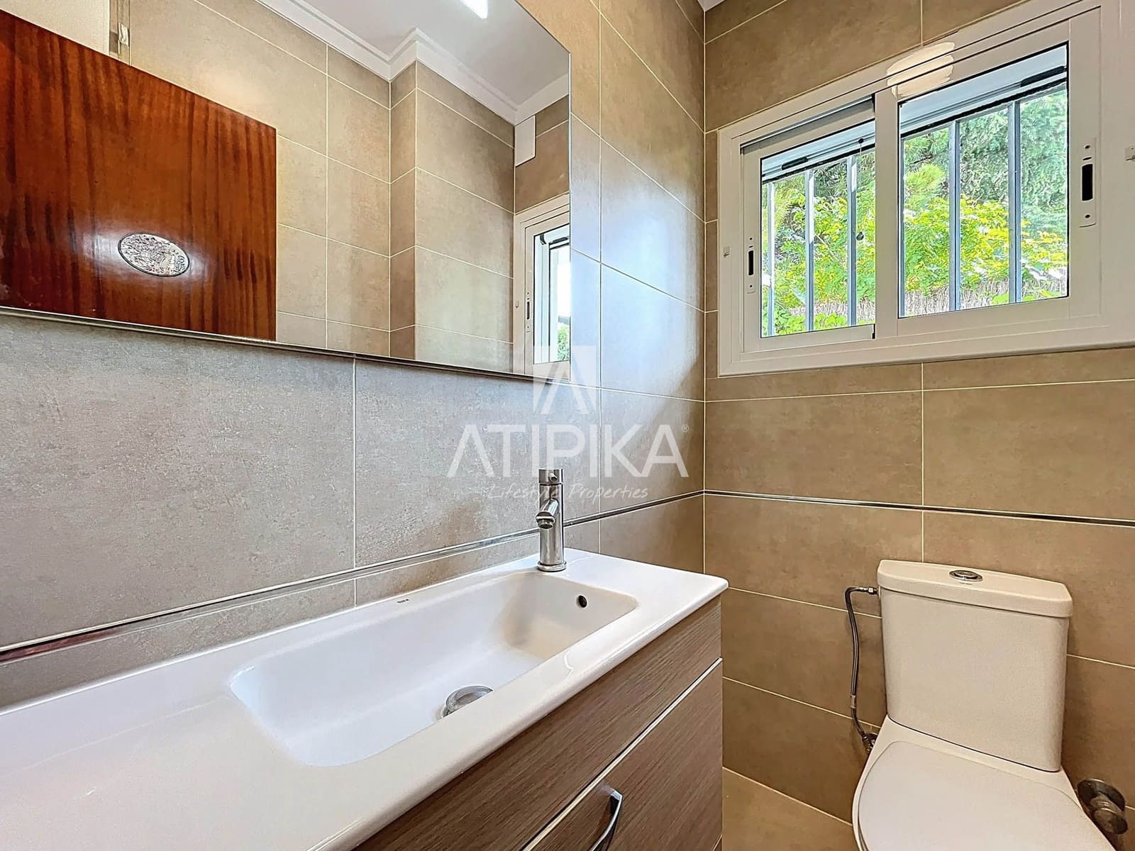 5 sypialnia Willa na sprzedaż w Castelldefels z basenem - 1 550 000 € (Ref: 9084862)