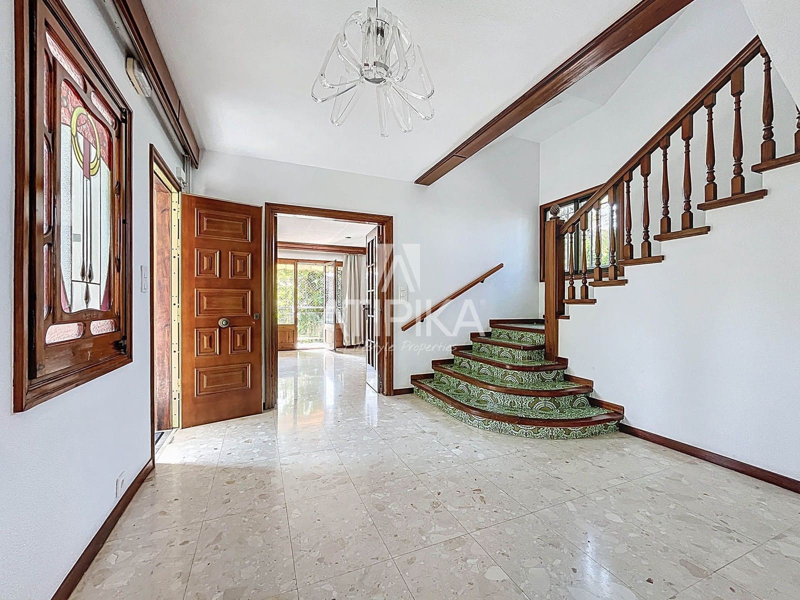 5 sypialnia Willa na sprzedaż w Castelldefels z basenem - 1 550 000 € (Ref: 9084862)