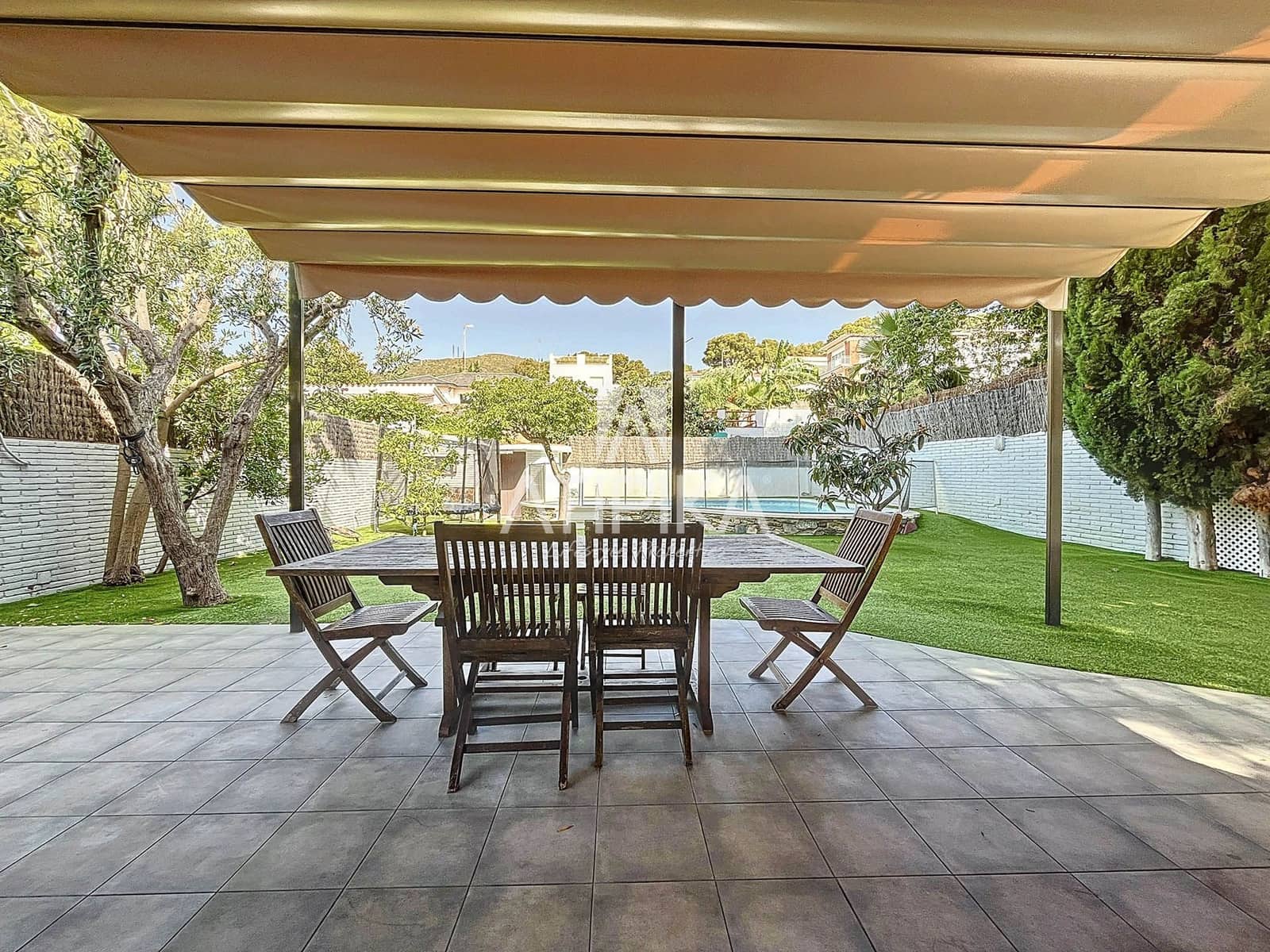 5 sypialnia Willa na sprzedaż w Castelldefels z basenem - 1 550 000 € (Ref: 9084862)