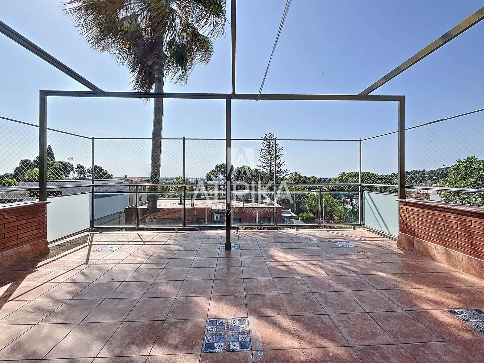 5 sypialnia Willa na sprzedaż w Castelldefels z basenem - 1 550 000 € (Ref: 9084862)