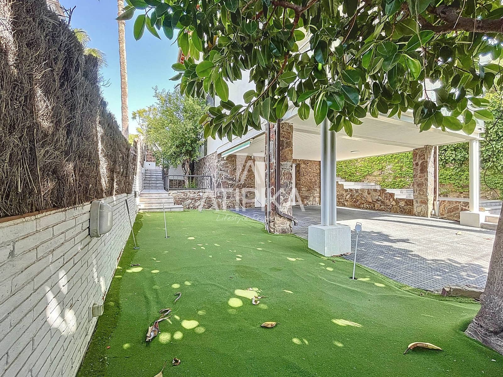 5 sypialnia Willa na sprzedaż w Castelldefels z basenem - 1 550 000 € (Ref: 9084862)