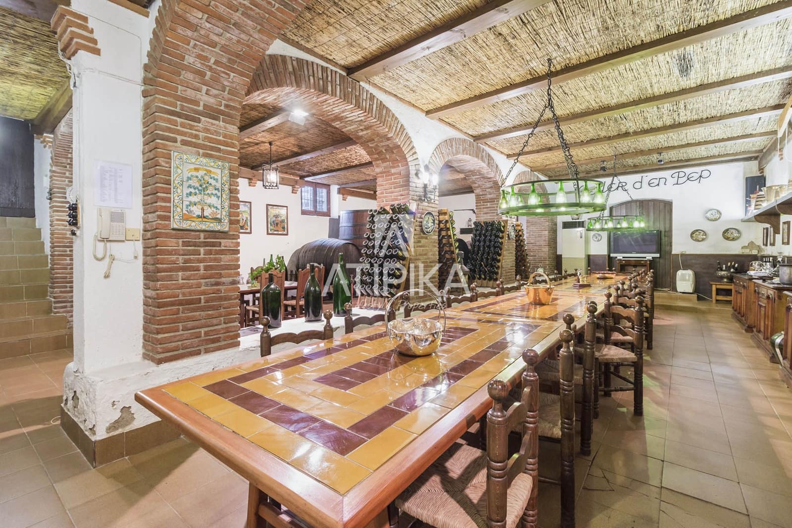 Finca/Country House for sale in Castellet i la Gornal with pool - € 1,400,000 (Ref: 9084863)