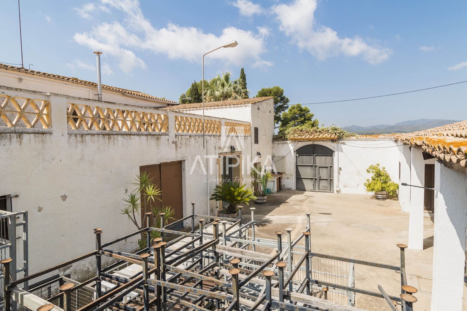 Finca/Country House for sale in Castellet i la Gornal with pool - € 1,400,000 (Ref: 9084863)