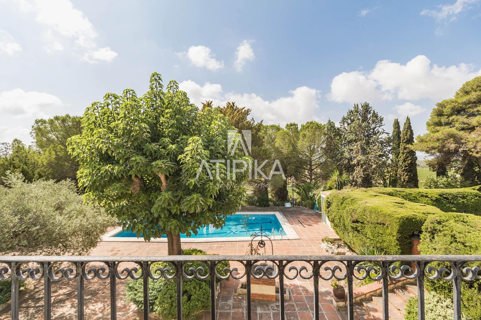 Finca/Country House for sale in Castellet i la Gornal with pool - € 1,400,000 (Ref: 9084863)