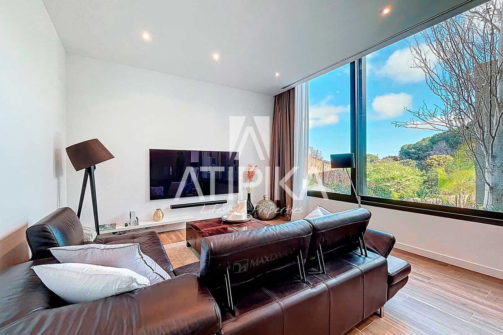 4 soveværelse Villa til salg i Alella med swimmingpool - € 2.499.000 (Ref: 9095005)