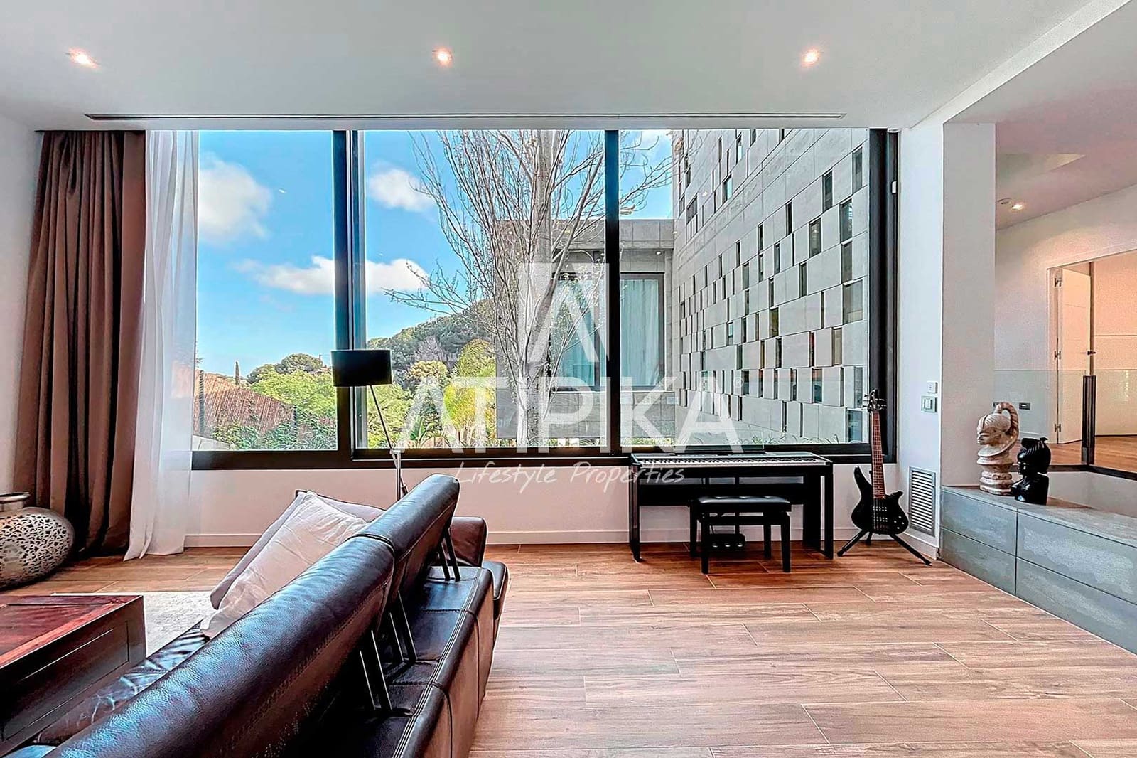 4 soveværelse Villa til salg i Alella med swimmingpool - € 2.499.000 (Ref: 9095005)