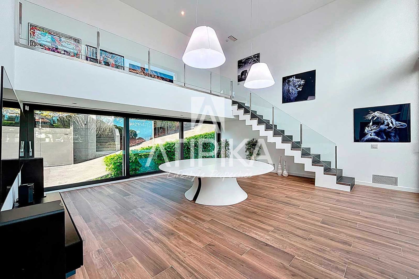 4 soveværelse Villa til salg i Alella med swimmingpool - € 2.499.000 (Ref: 9095005)