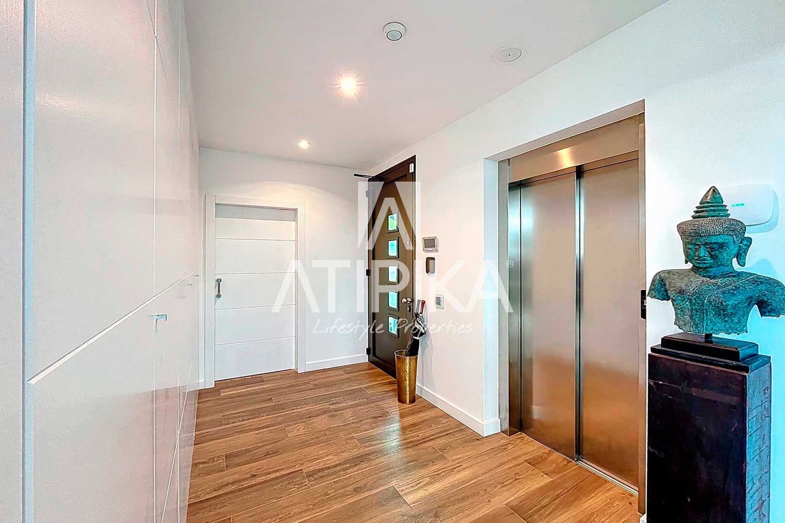 4 soveværelse Villa til salg i Alella med swimmingpool - € 2.499.000 (Ref: 9095005)