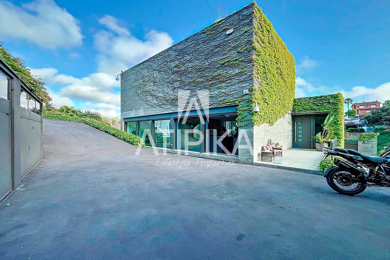 4 soveværelse Villa til salg i Alella med swimmingpool - € 2.499.000 (Ref: 9095005)