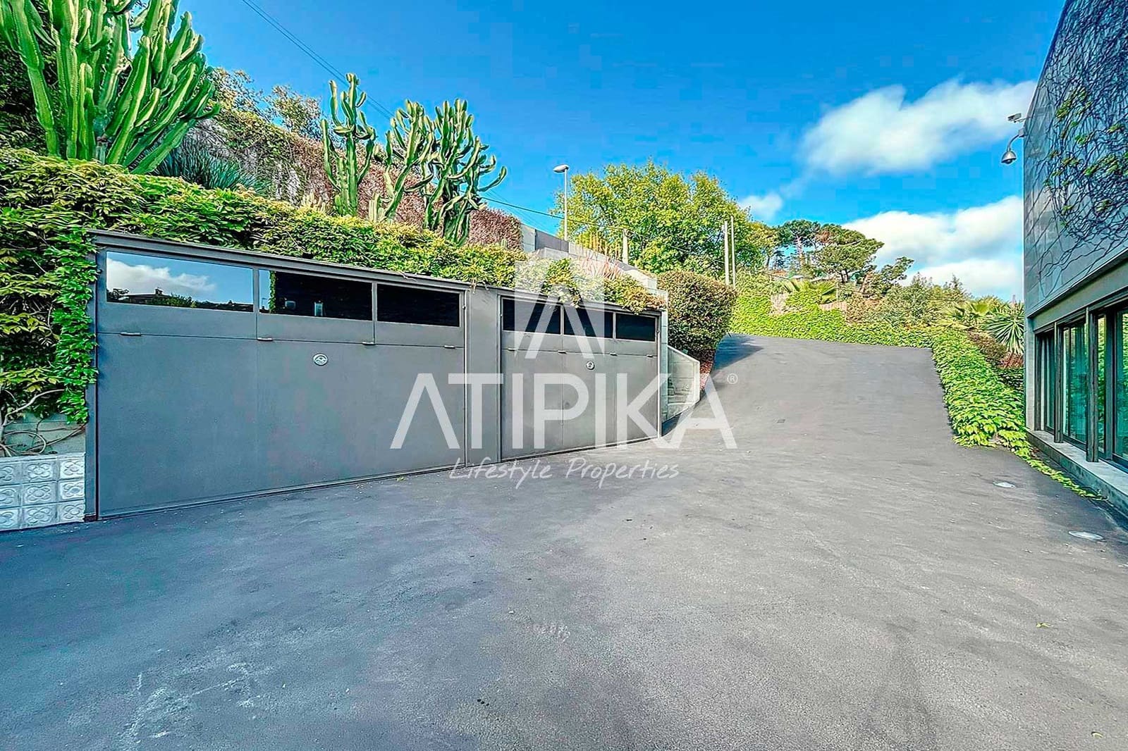 4 soveværelse Villa til salg i Alella med swimmingpool - € 2.499.000 (Ref: 9095005)