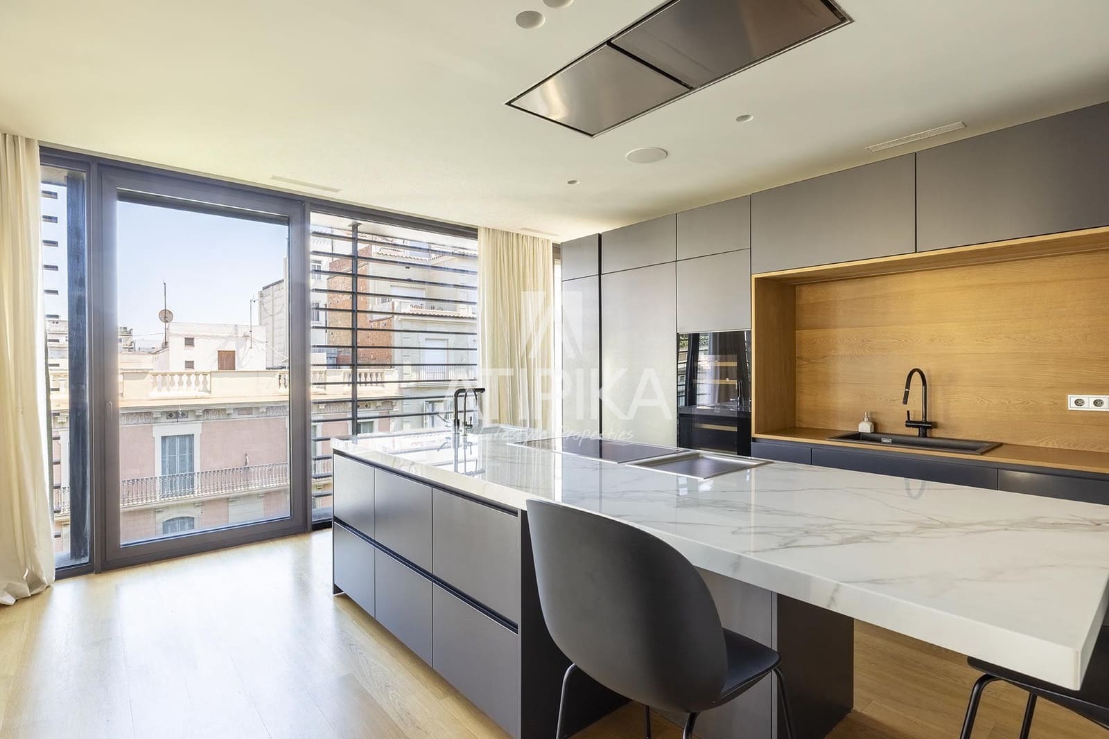 5 makuuhuone Kattohuoneisto myytävänä paikassa Barcelona kaupunki - 5 500 000 € (Ref: 9106218)