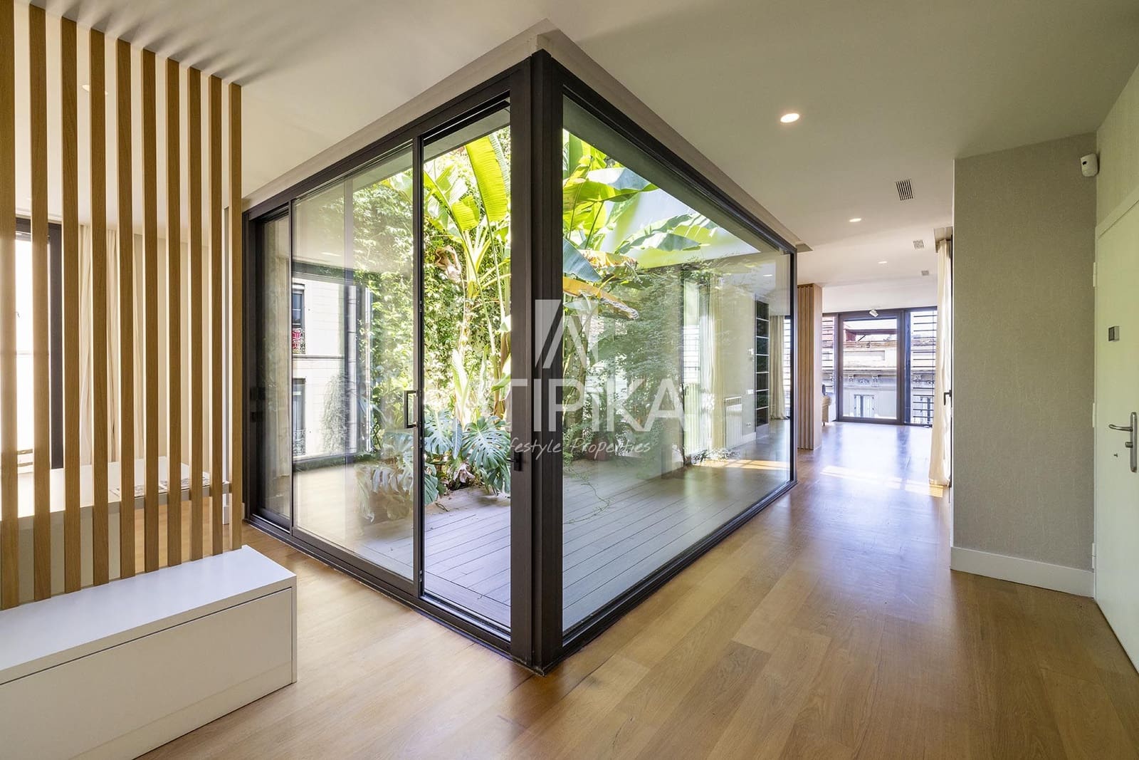 5 makuuhuone Kattohuoneisto myytävänä paikassa Barcelona kaupunki - 5 500 000 € (Ref: 9106218)