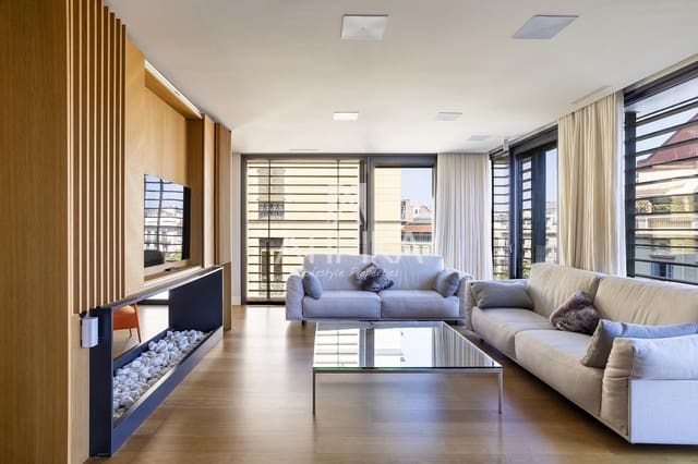 5 bedroom Penthouse for sale in Barcelona city - € 5,500,000 (Ref: 9106218)