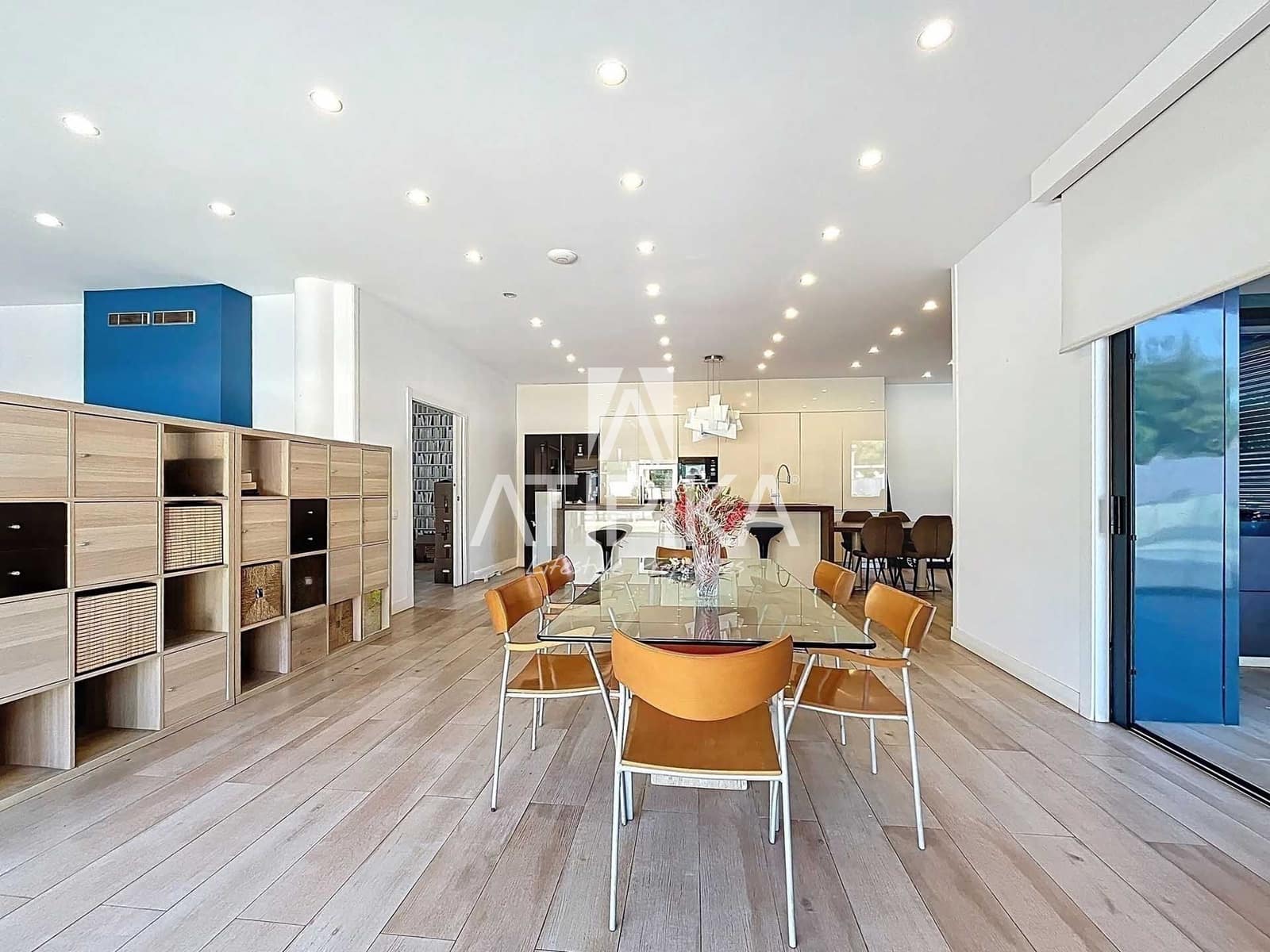 10 soverom Villa til salgs i Cubelles med svømmebasseng - € 798 000 (Ref: 9106219)