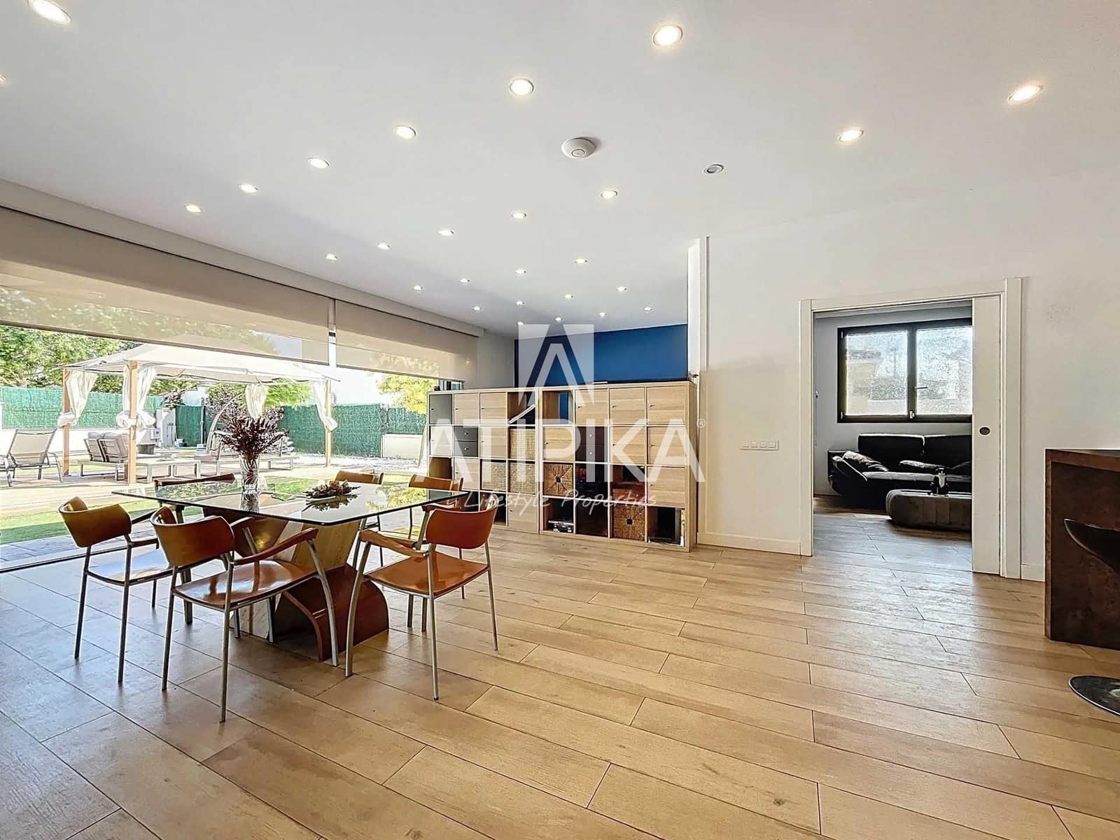 10 soverom Villa til salgs i Cubelles med svømmebasseng - € 798 000 (Ref: 9106219)