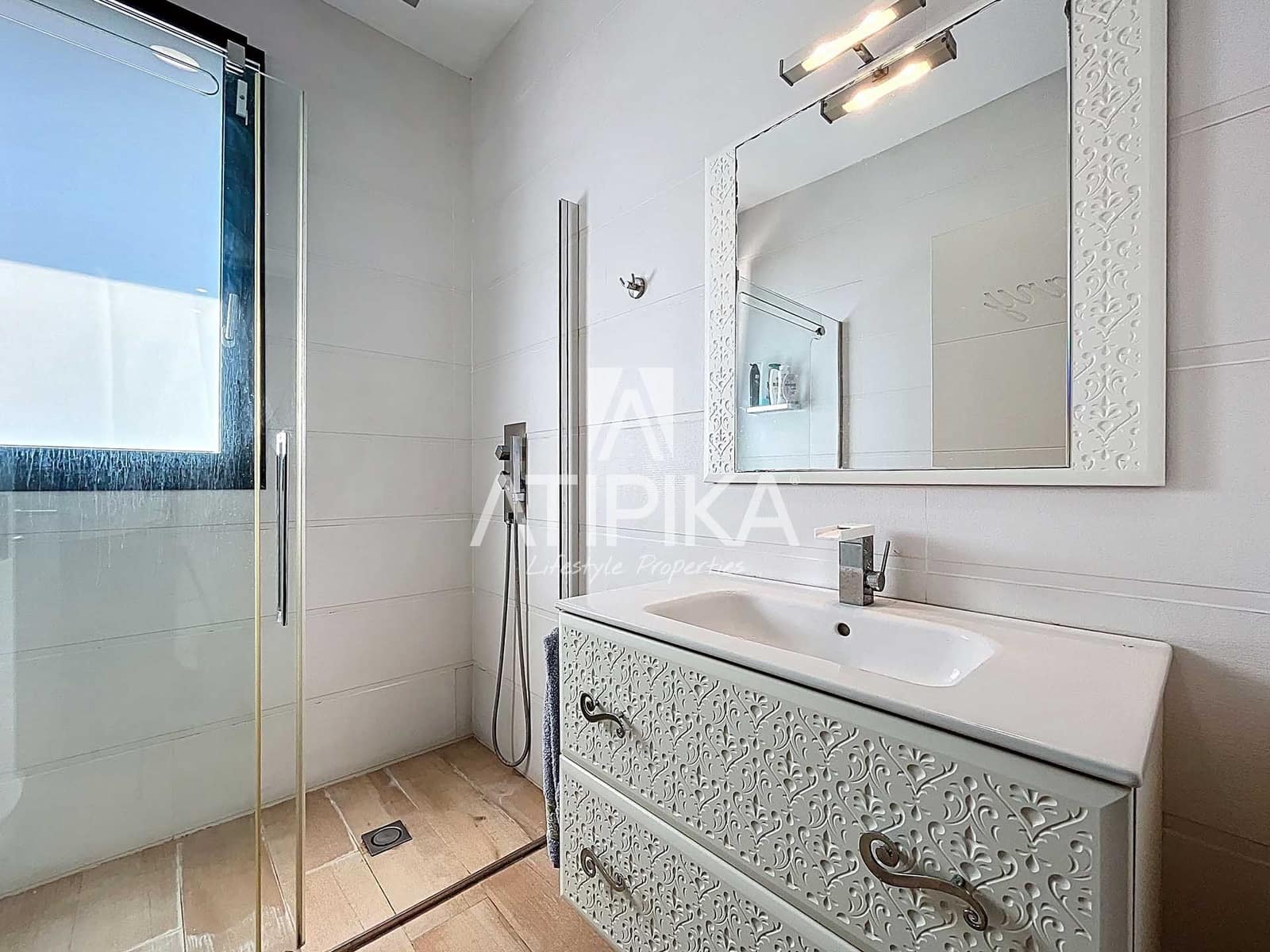 10 soverom Villa til salgs i Cubelles med svømmebasseng - € 798 000 (Ref: 9106219)