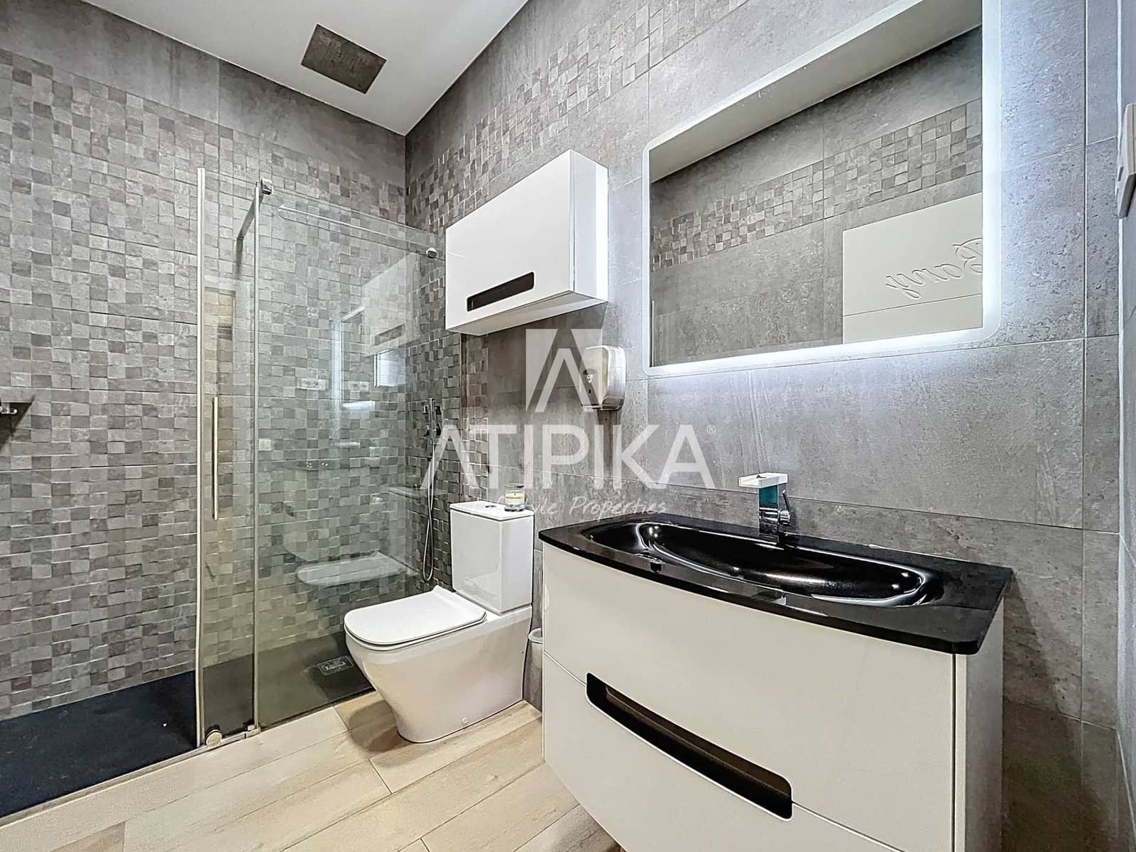 10 soverom Villa til salgs i Cubelles med svømmebasseng - € 798 000 (Ref: 9106219)