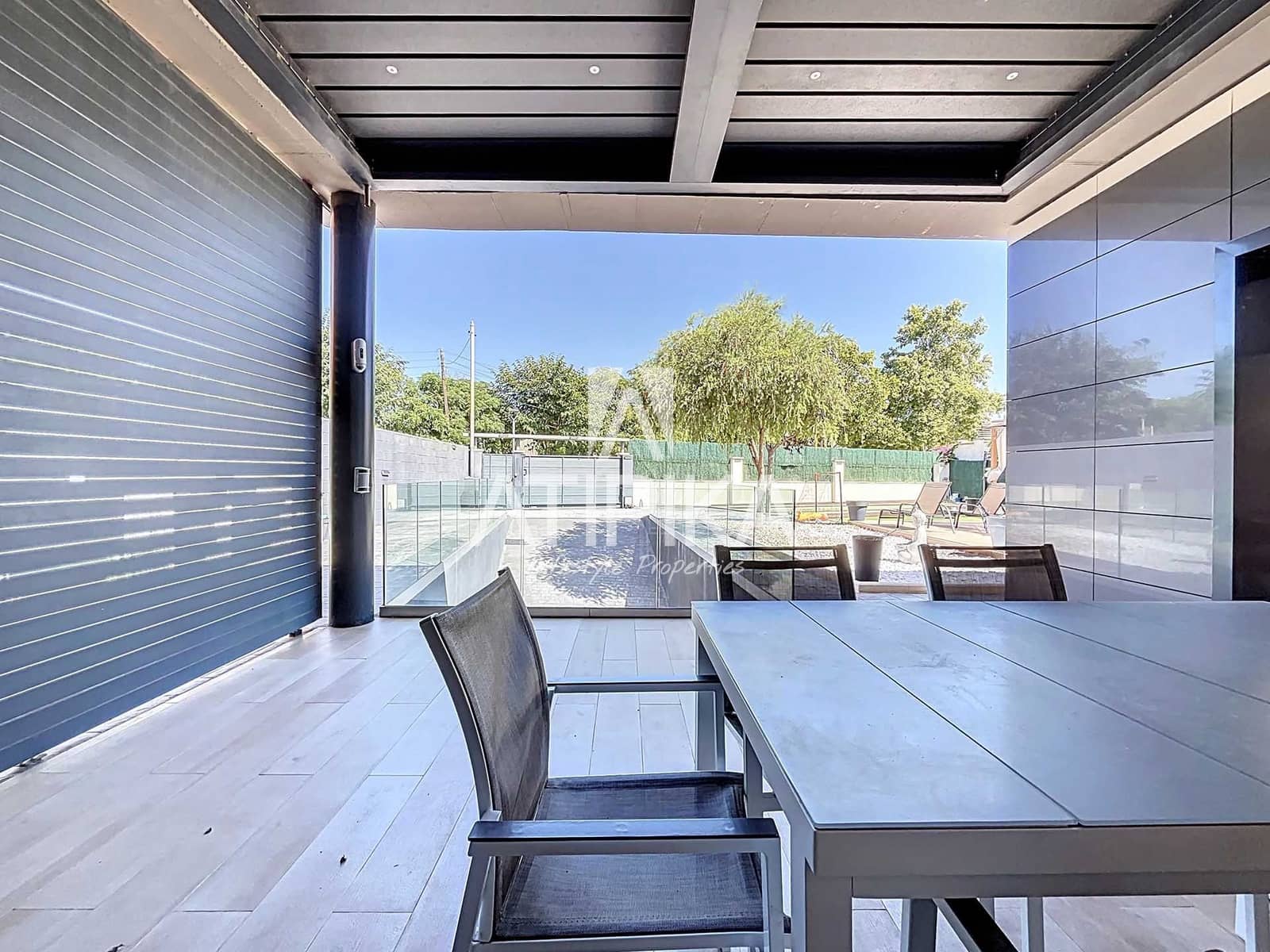 10 soverom Villa til salgs i Cubelles med svømmebasseng - € 798 000 (Ref: 9106219)