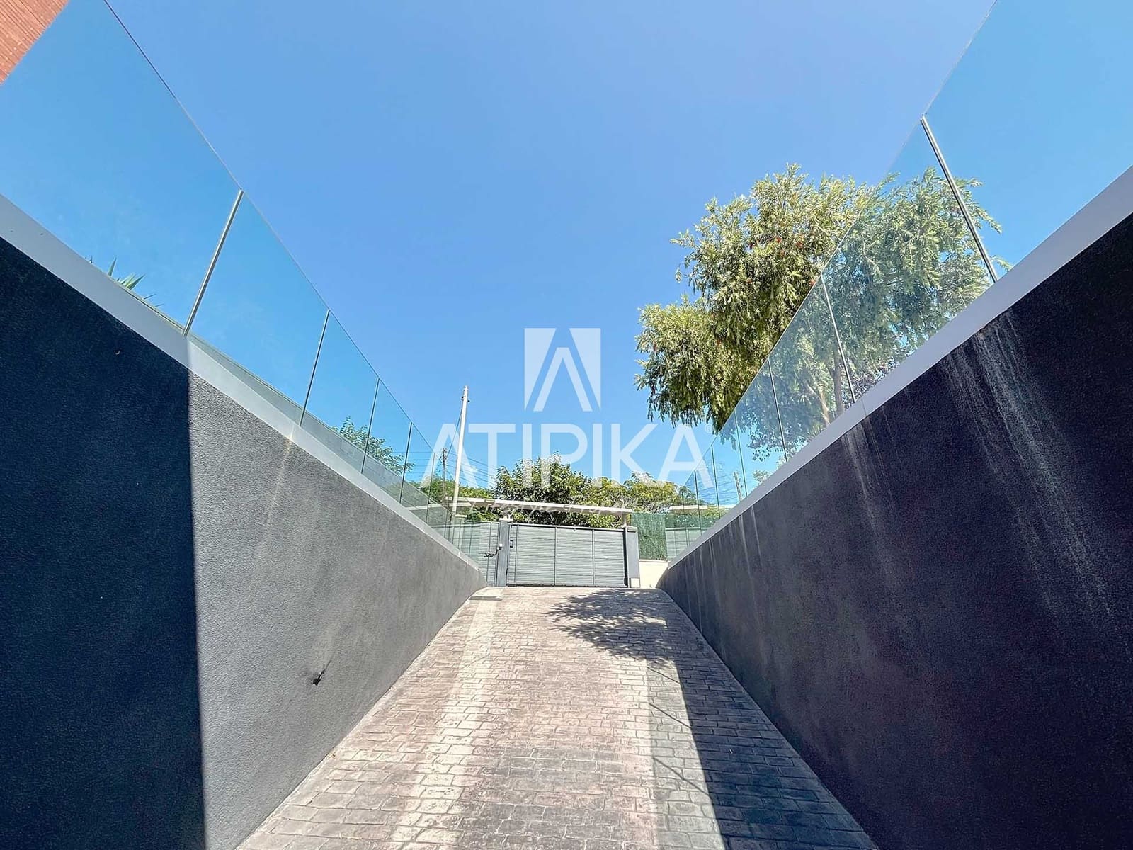 10 soverom Villa til salgs i Cubelles med svømmebasseng - € 798 000 (Ref: 9106219)