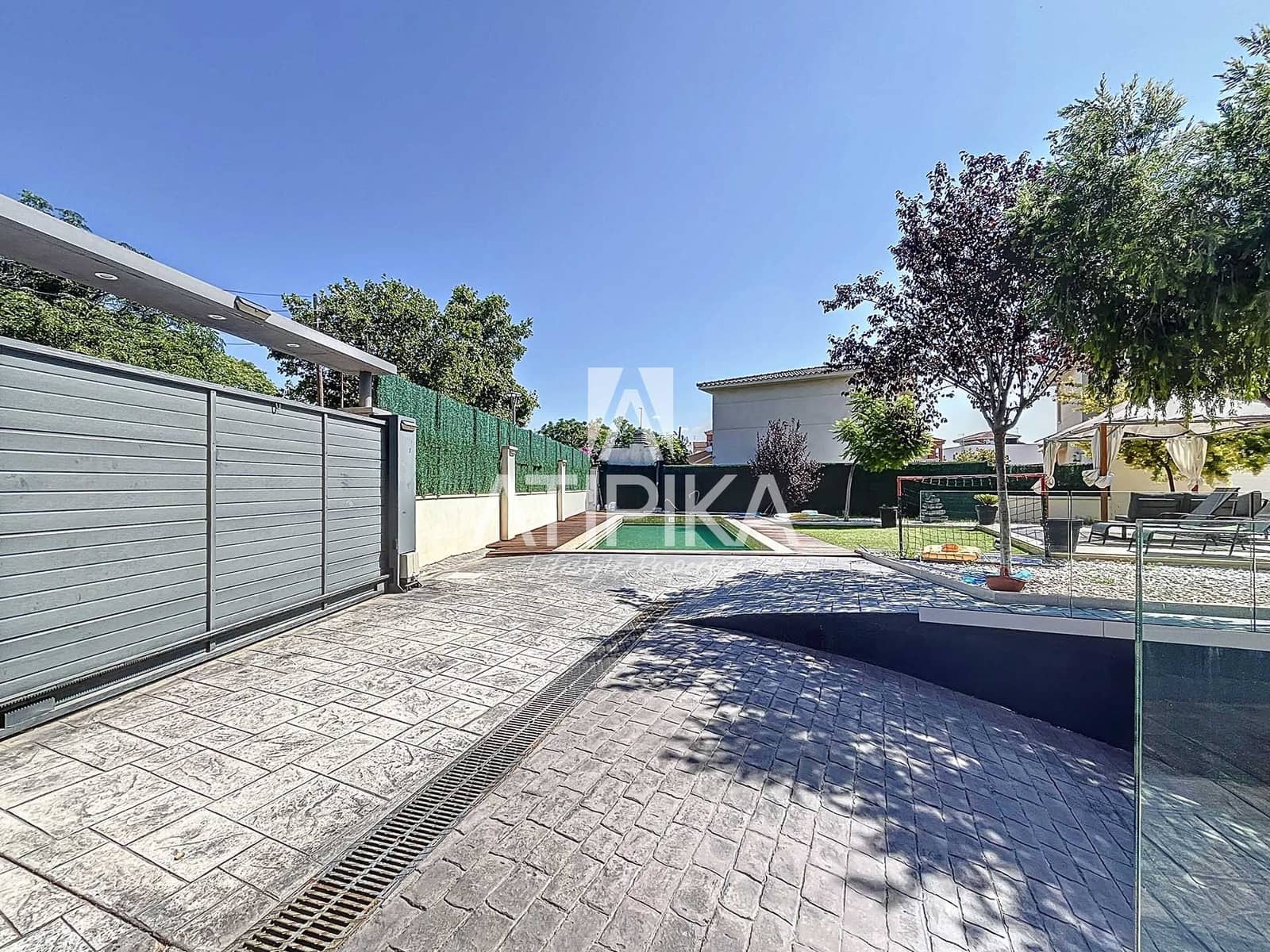 10 soverom Villa til salgs i Cubelles med svømmebasseng - € 798 000 (Ref: 9106219)