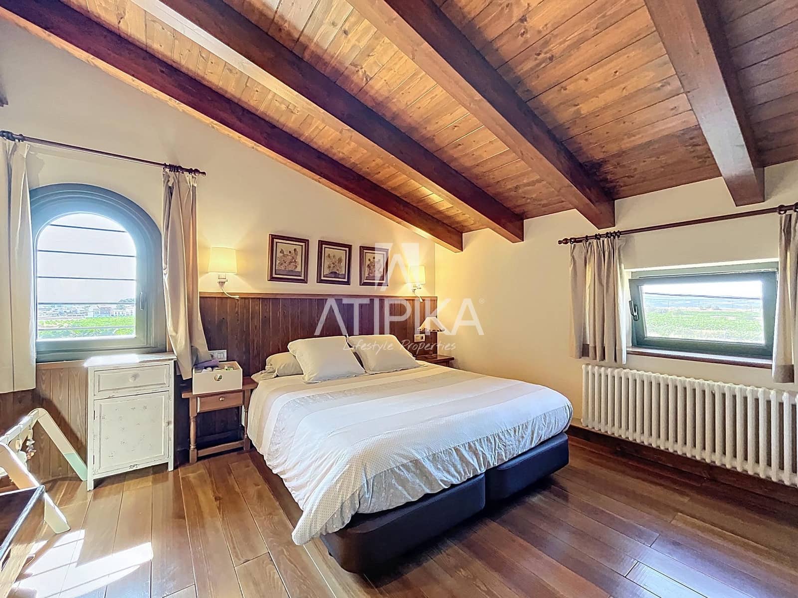 6 soveværelse Finca/Landehus til salg i La Granada med swimmingpool - € 1.690.000 (Ref: 9106220)