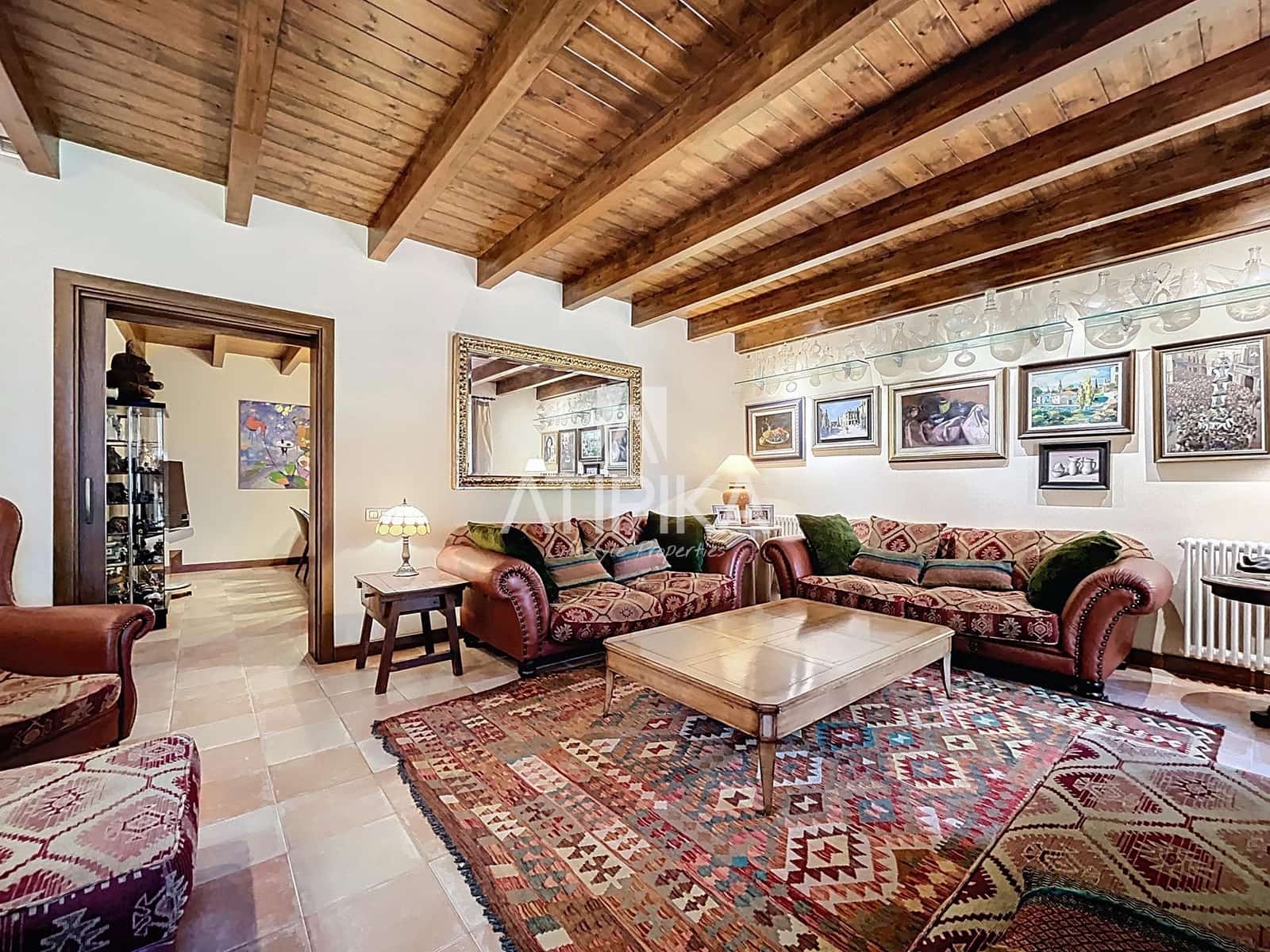 6 soveværelse Finca/Landehus til salg i La Granada med swimmingpool - € 1.690.000 (Ref: 9106220)