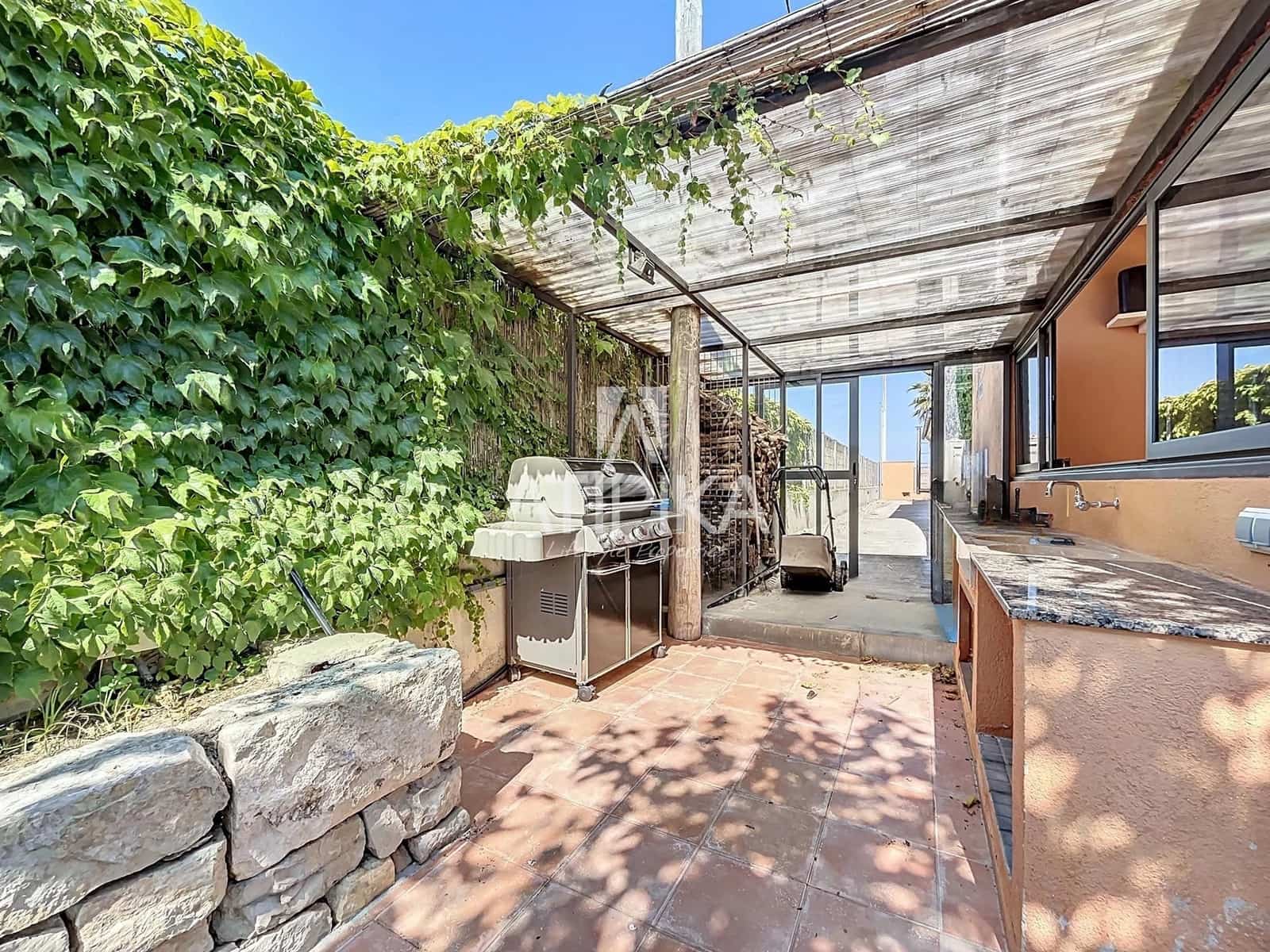 6 soveværelse Finca/Landehus til salg i La Granada med swimmingpool - € 1.690.000 (Ref: 9106220)