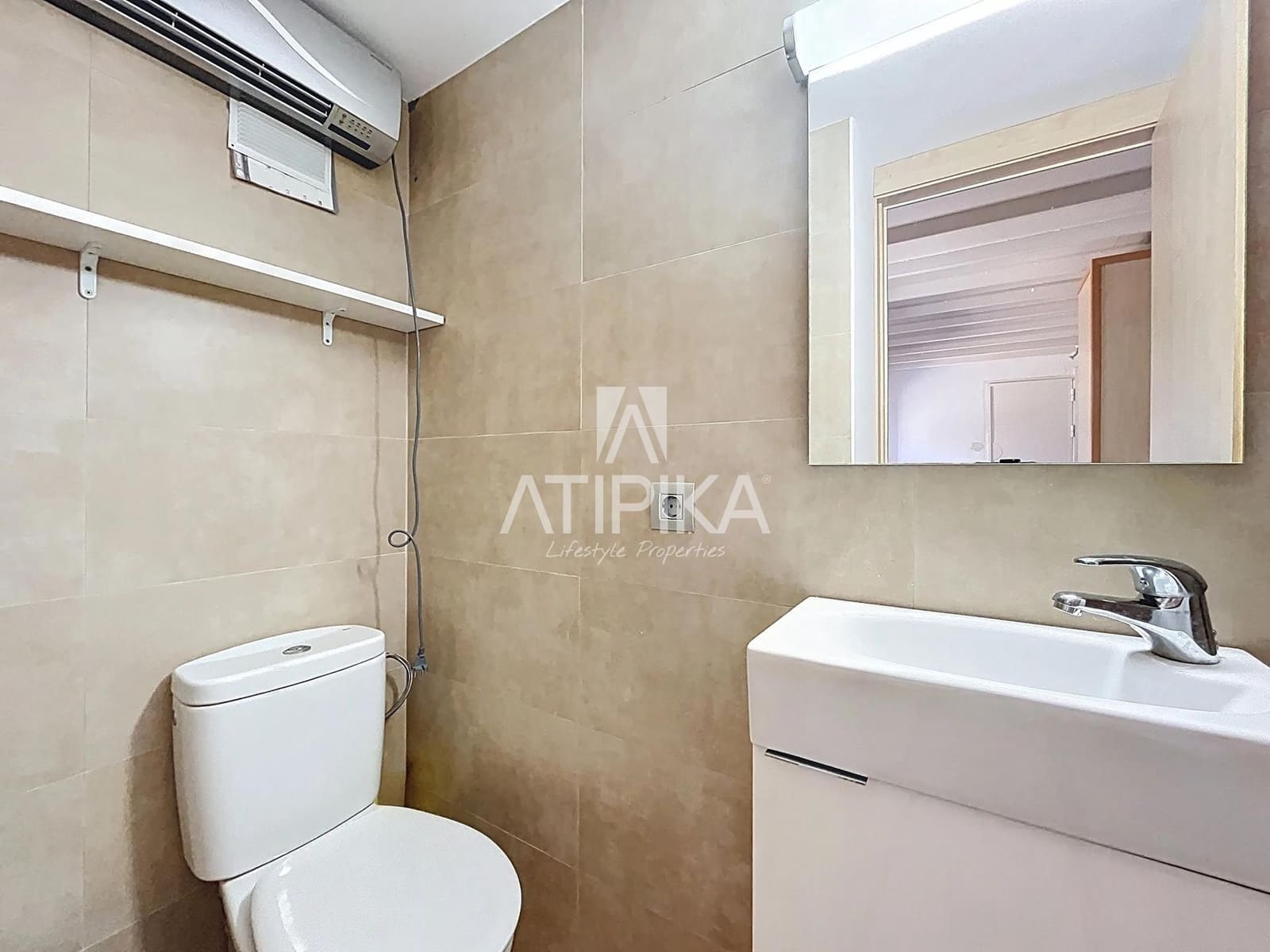 6 soveværelse Finca/Landehus til salg i La Granada med swimmingpool - € 1.690.000 (Ref: 9106220)