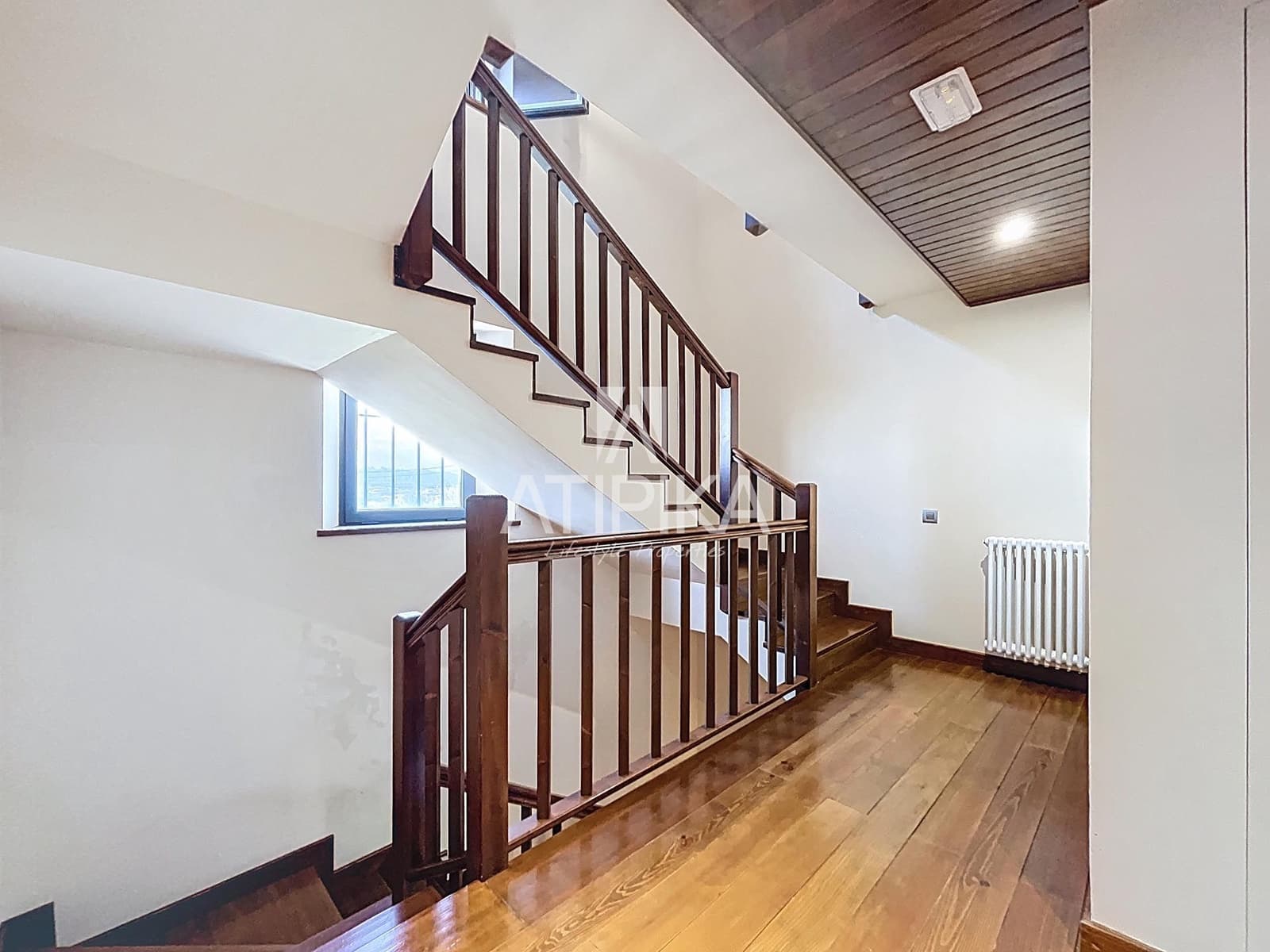 6 soveværelse Finca/Landehus til salg i La Granada med swimmingpool - € 1.690.000 (Ref: 9106220)