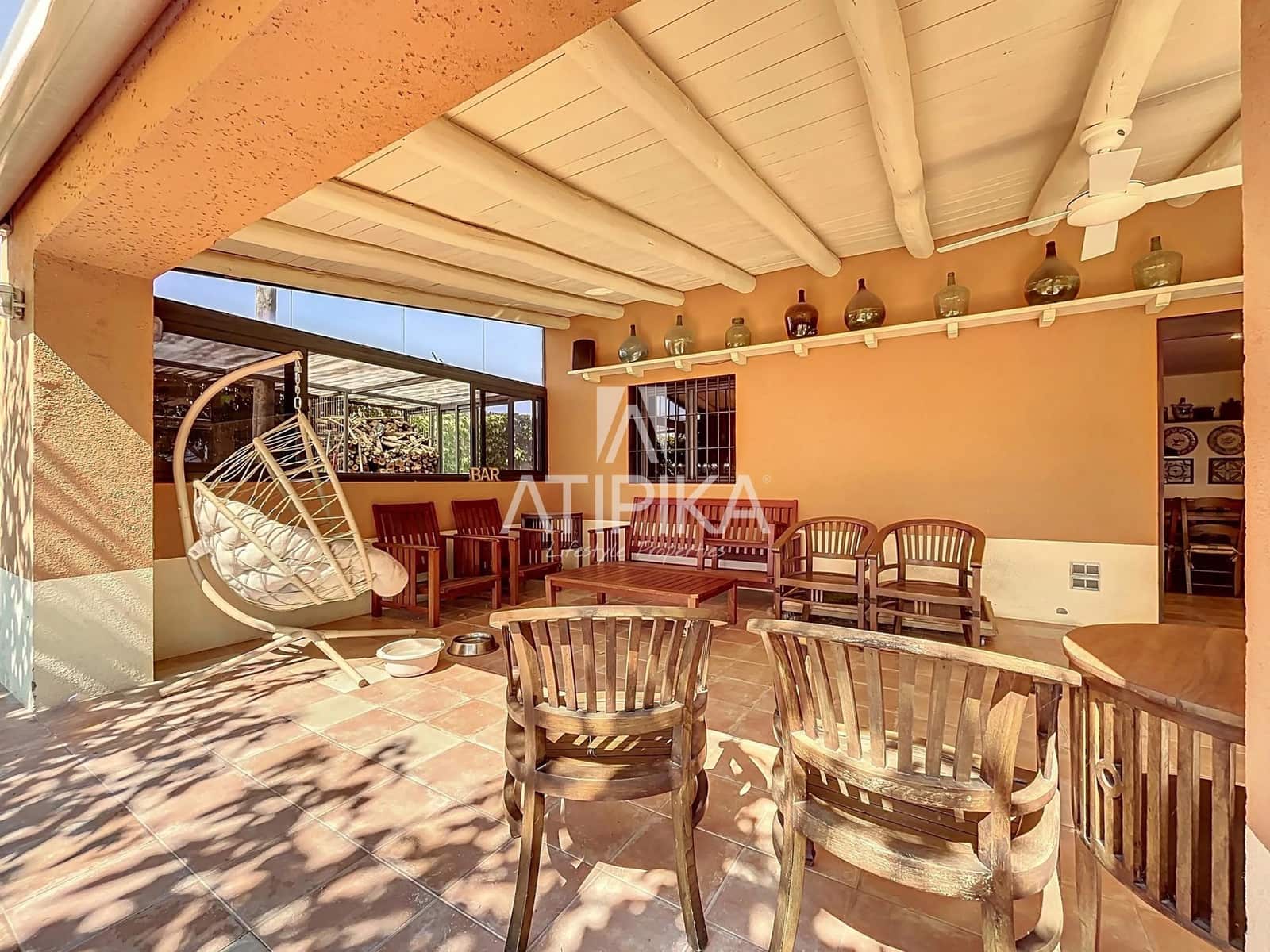 6 soveværelse Finca/Landehus til salg i La Granada med swimmingpool - € 1.690.000 (Ref: 9106220)