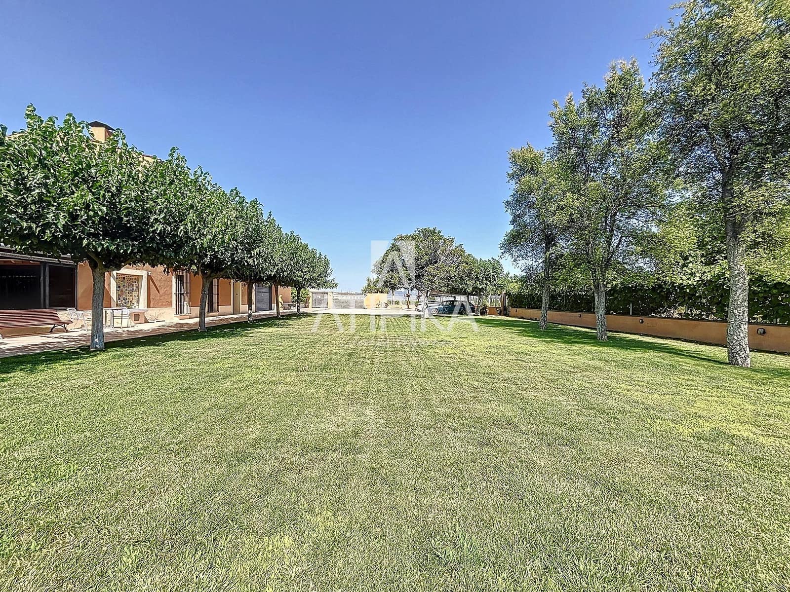 6 soveværelse Finca/Landehus til salg i La Granada med swimmingpool - € 1.690.000 (Ref: 9106220)