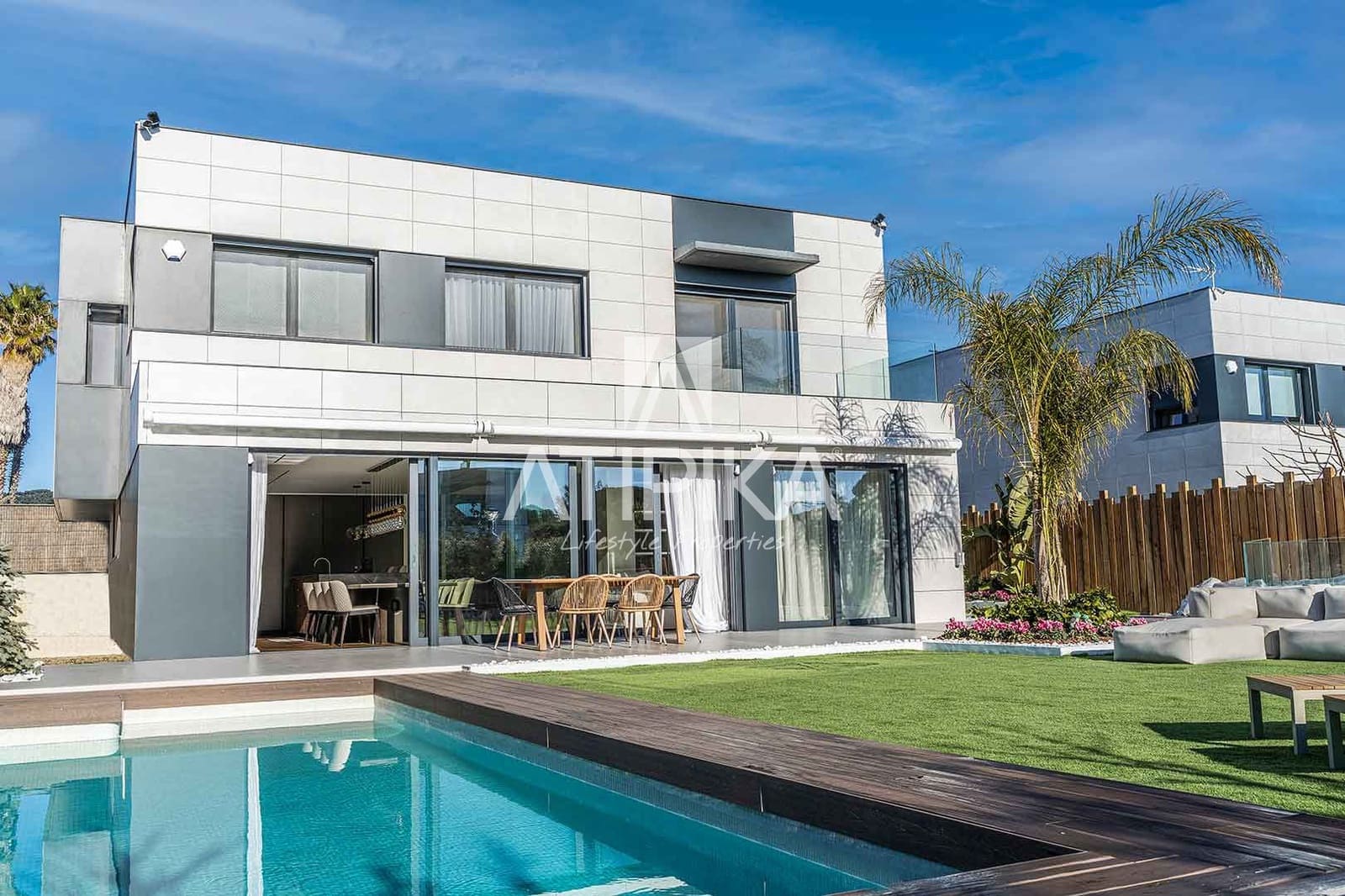 5 sypialnia Willa na sprzedaż w Sant Andreu de Llavaneres z basenem - 2 150 000 € (Ref: 9115696)