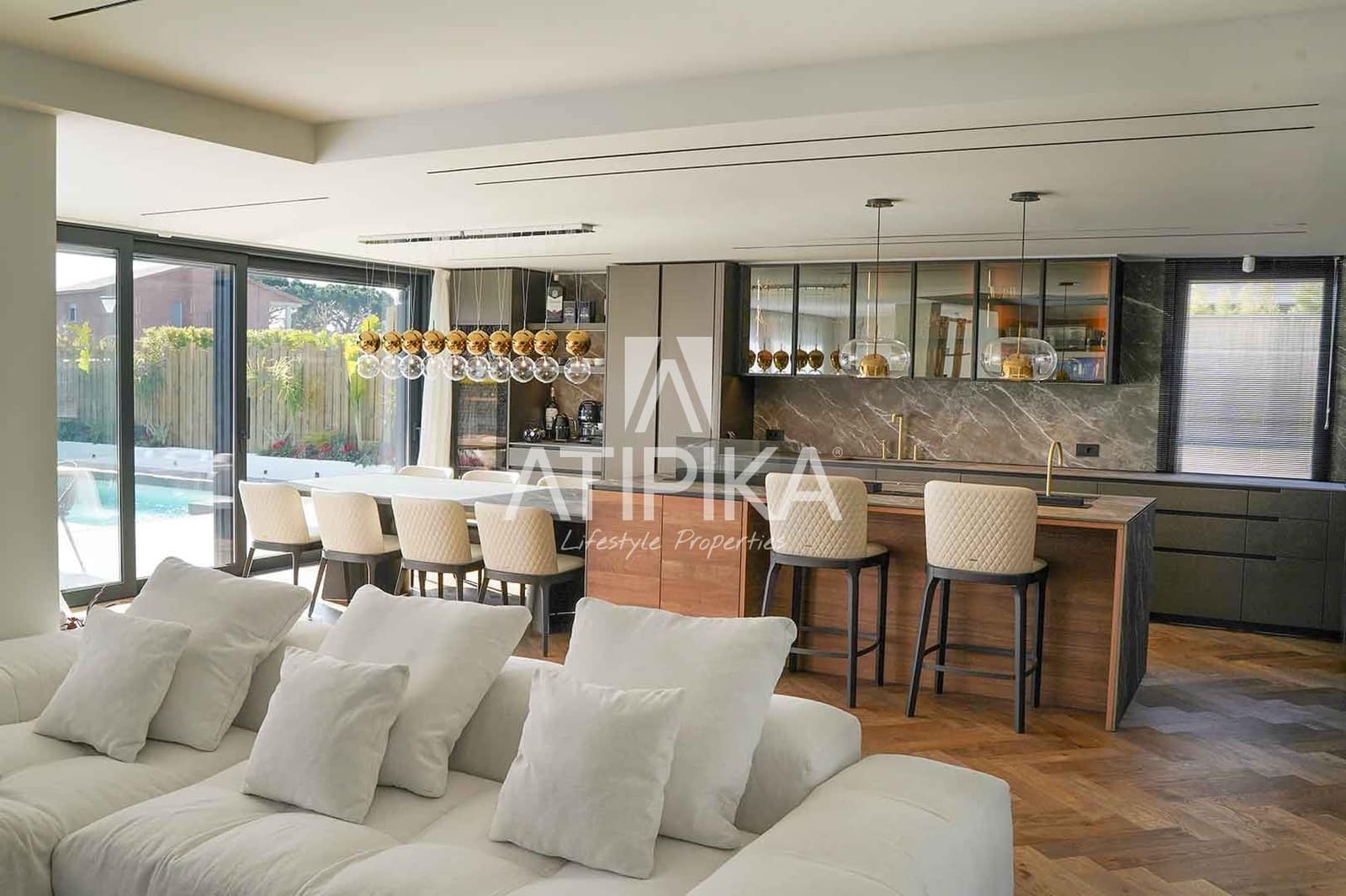 5 sypialnia Willa na sprzedaż w Sant Andreu de Llavaneres z basenem - 2 150 000 € (Ref: 9115696)