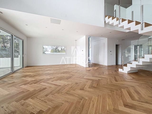 5 makuuhuone Huvila myytävänä paikassa Sant Pere de Ribes mukana uima-altaan - 1 450 000 € (Ref: 9126471)