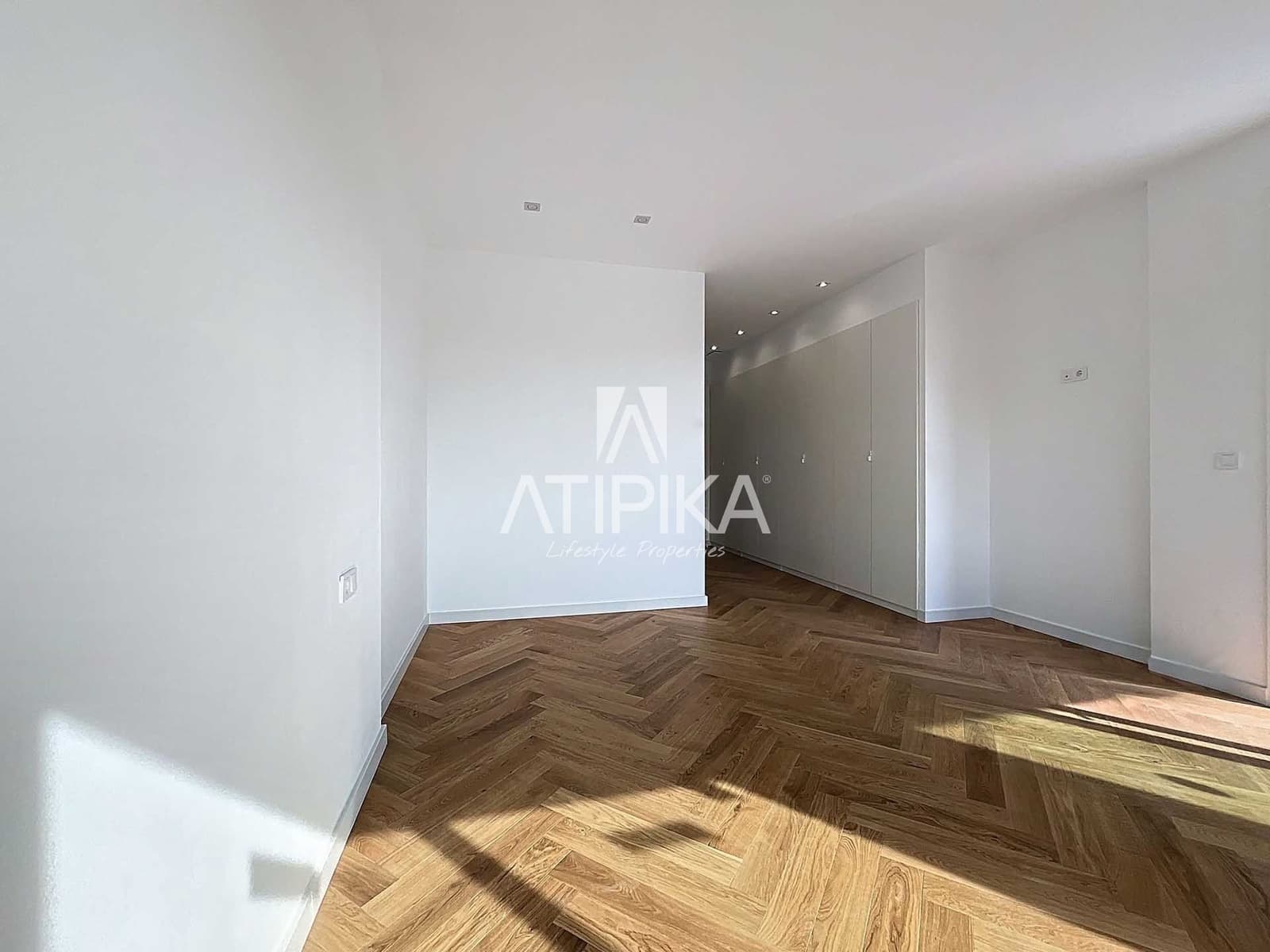 5 soveværelse Villa til salg i Sant Pere de Ribes med swimmingpool - € 1.450.000 (Ref: 9126471)