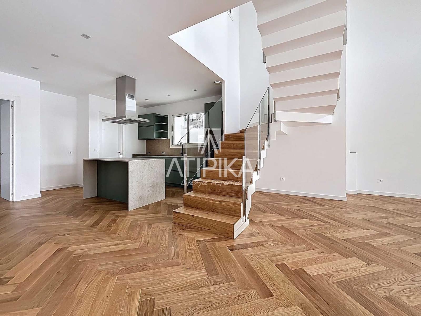 5 soveværelse Villa til salg i Sant Pere de Ribes med swimmingpool - € 1.450.000 (Ref: 9126471)