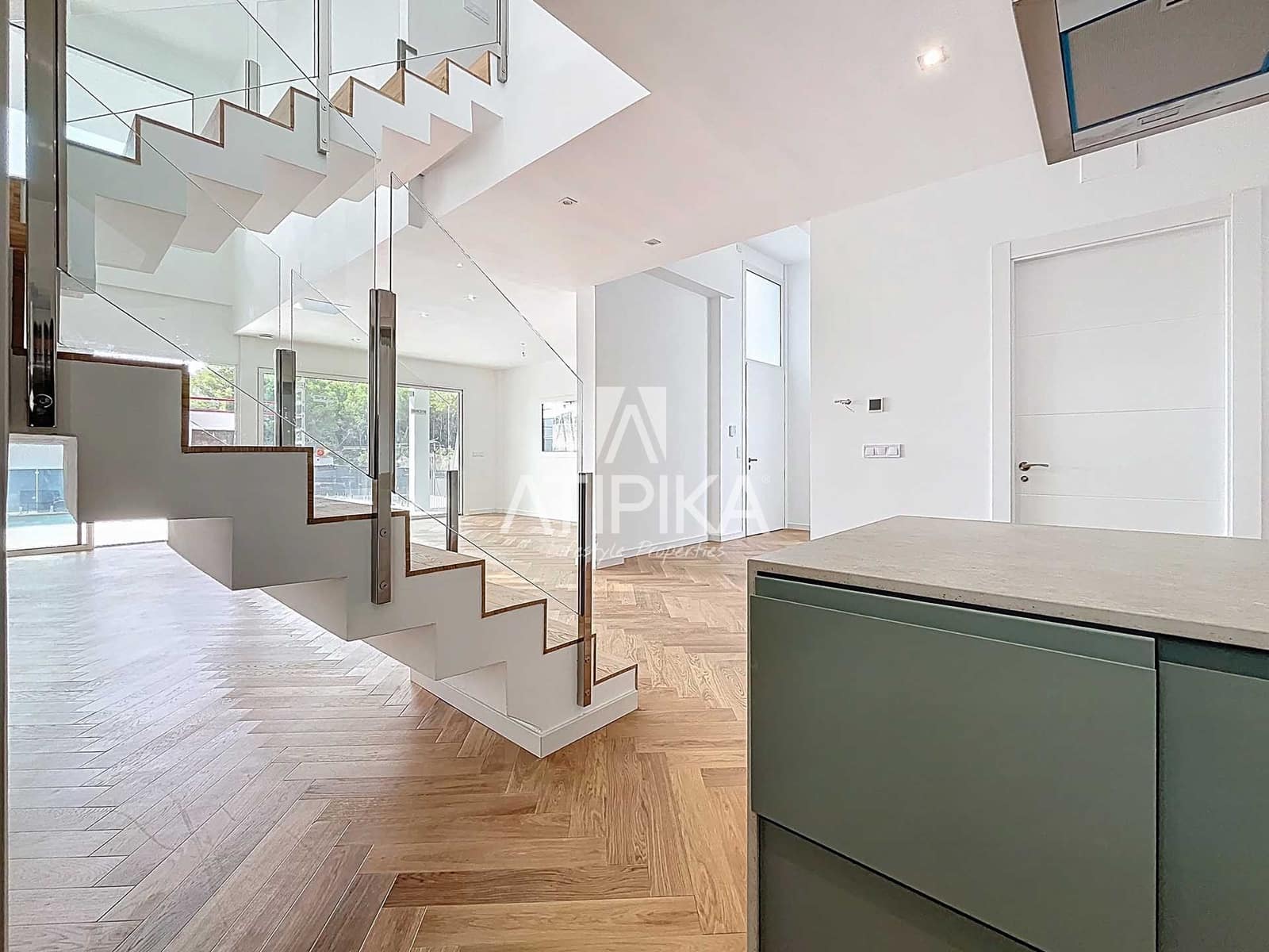 5 soveværelse Villa til salg i Sant Pere de Ribes med swimmingpool - € 1.450.000 (Ref: 9126471)