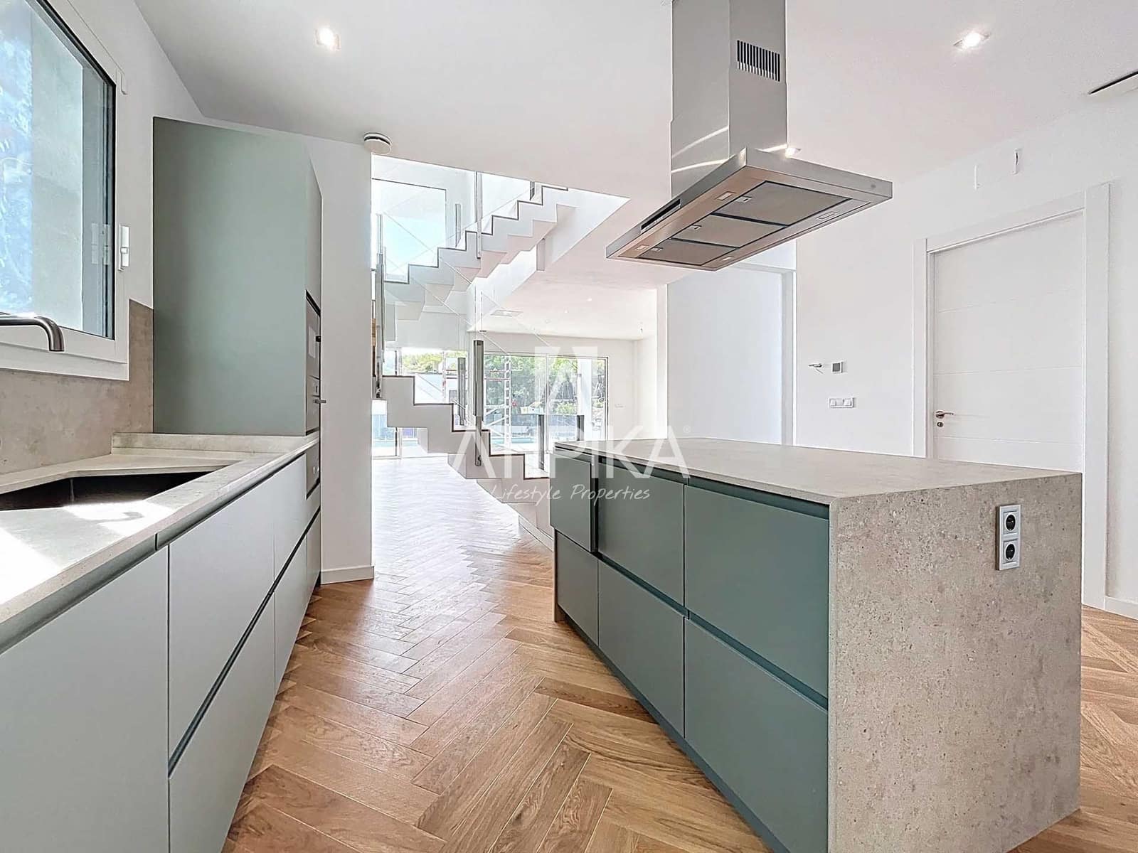 5 soveværelse Villa til salg i Sant Pere de Ribes med swimmingpool - € 1.450.000 (Ref: 9126471)